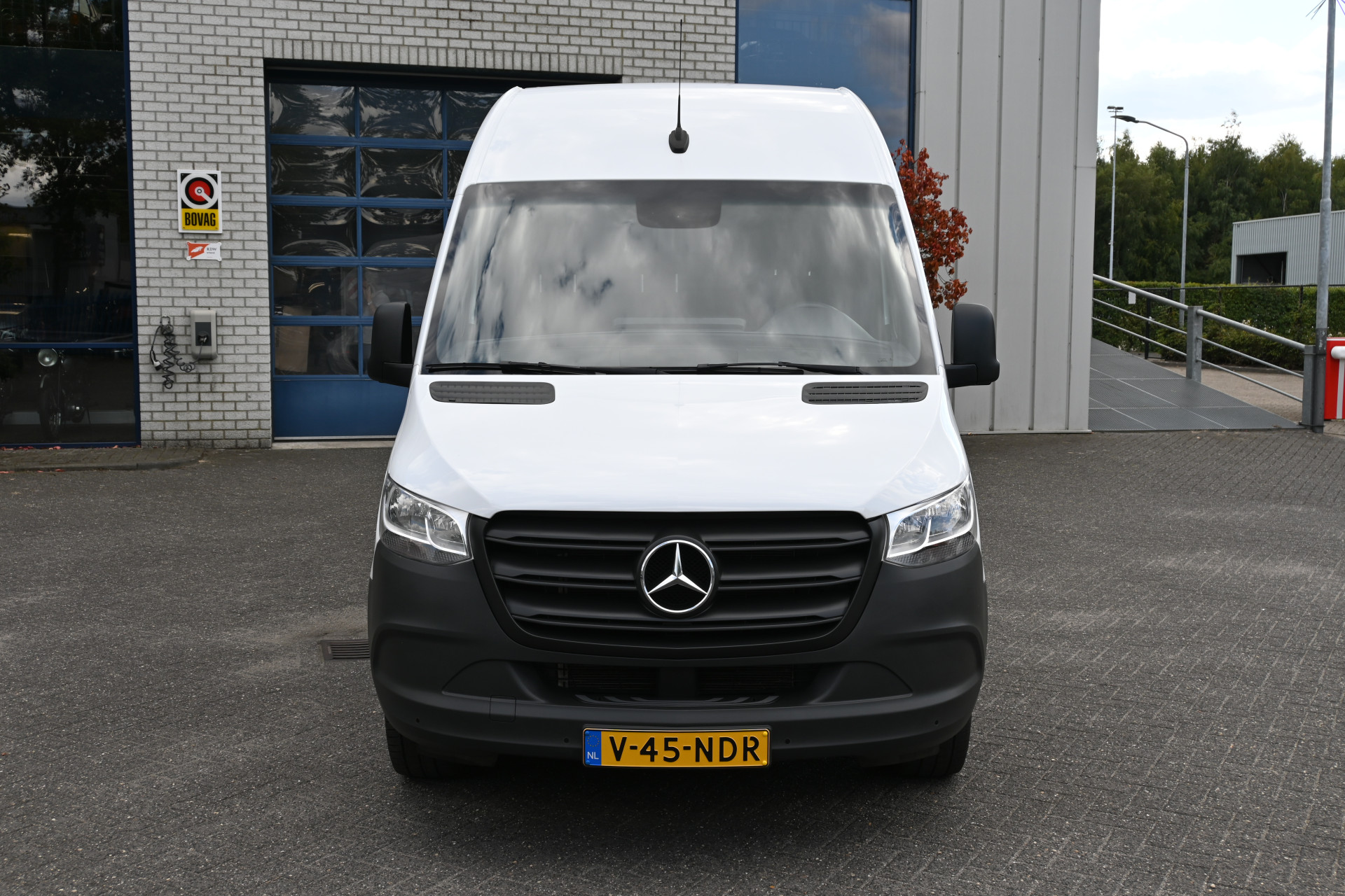 Mercedes-Benz Sprinter 1