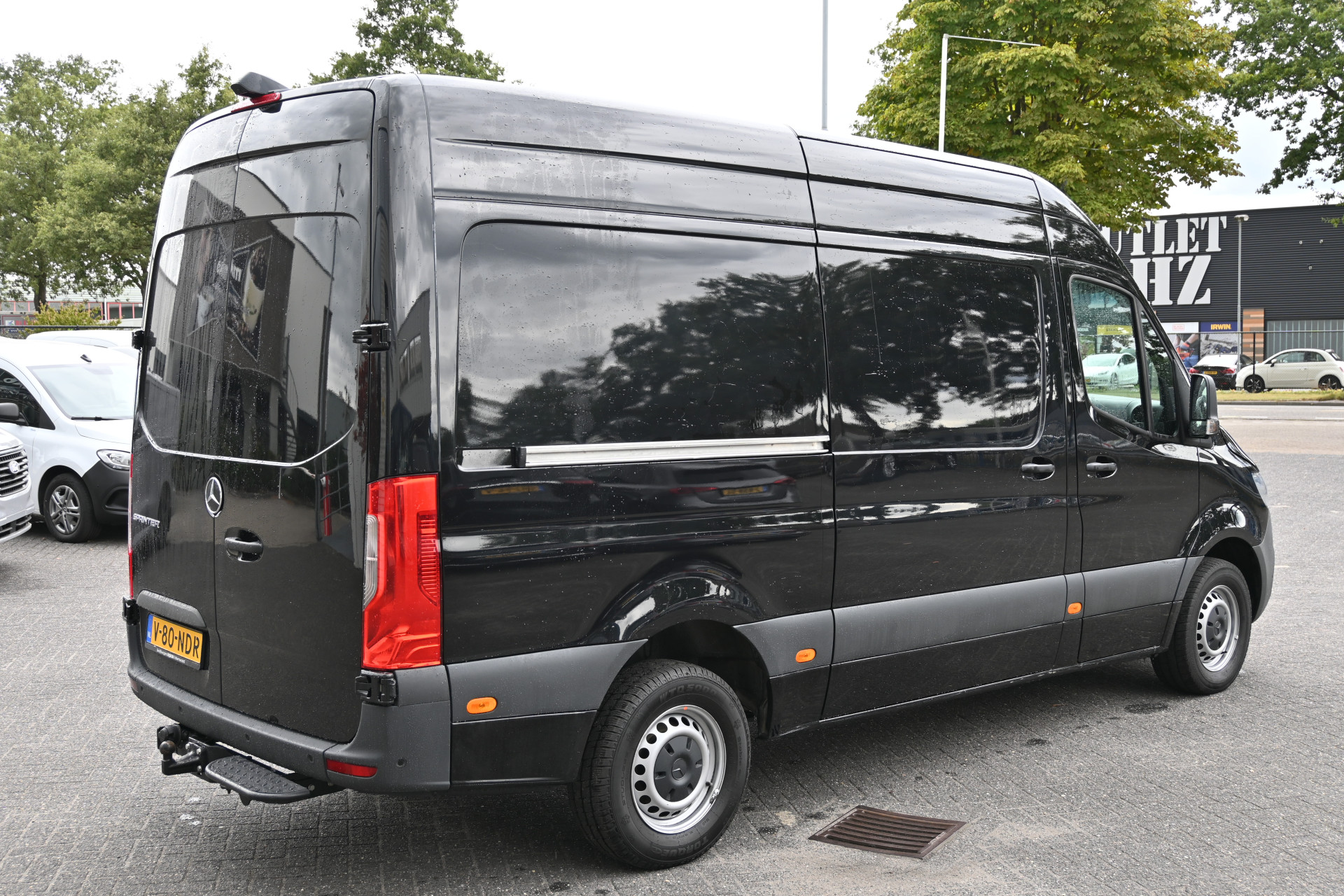 Mercedes-Benz Sprinter 2