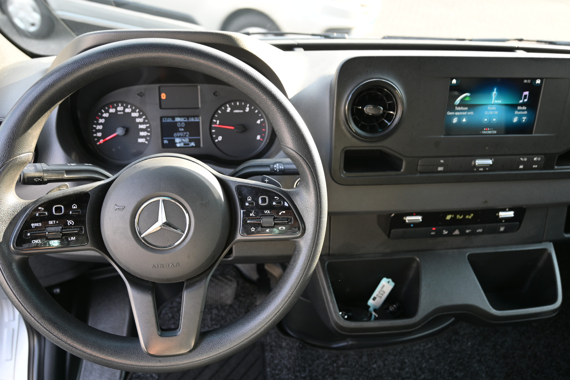 Mercedes-Benz Sprinter 13