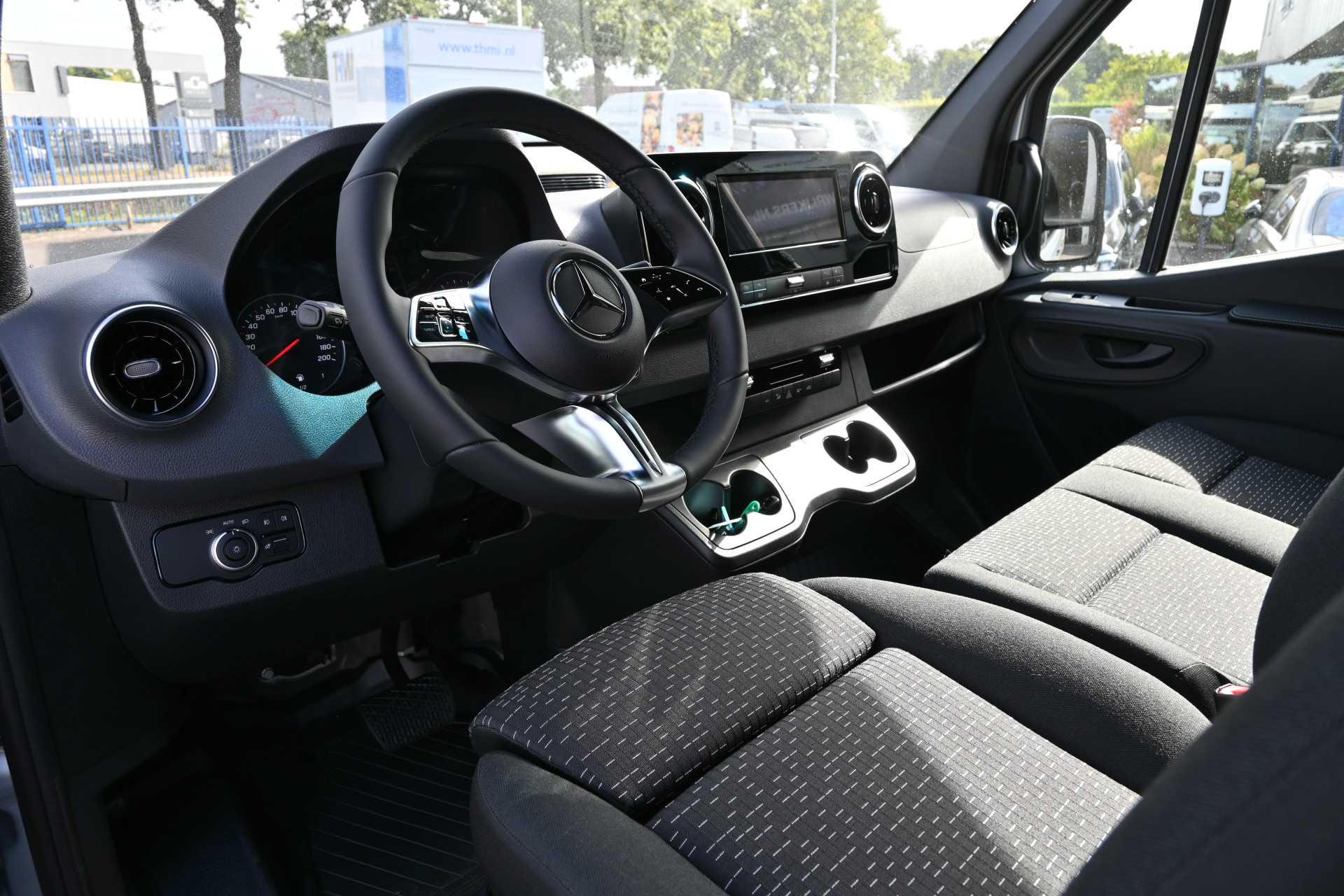 Mercedes-Benz Sprinter 3