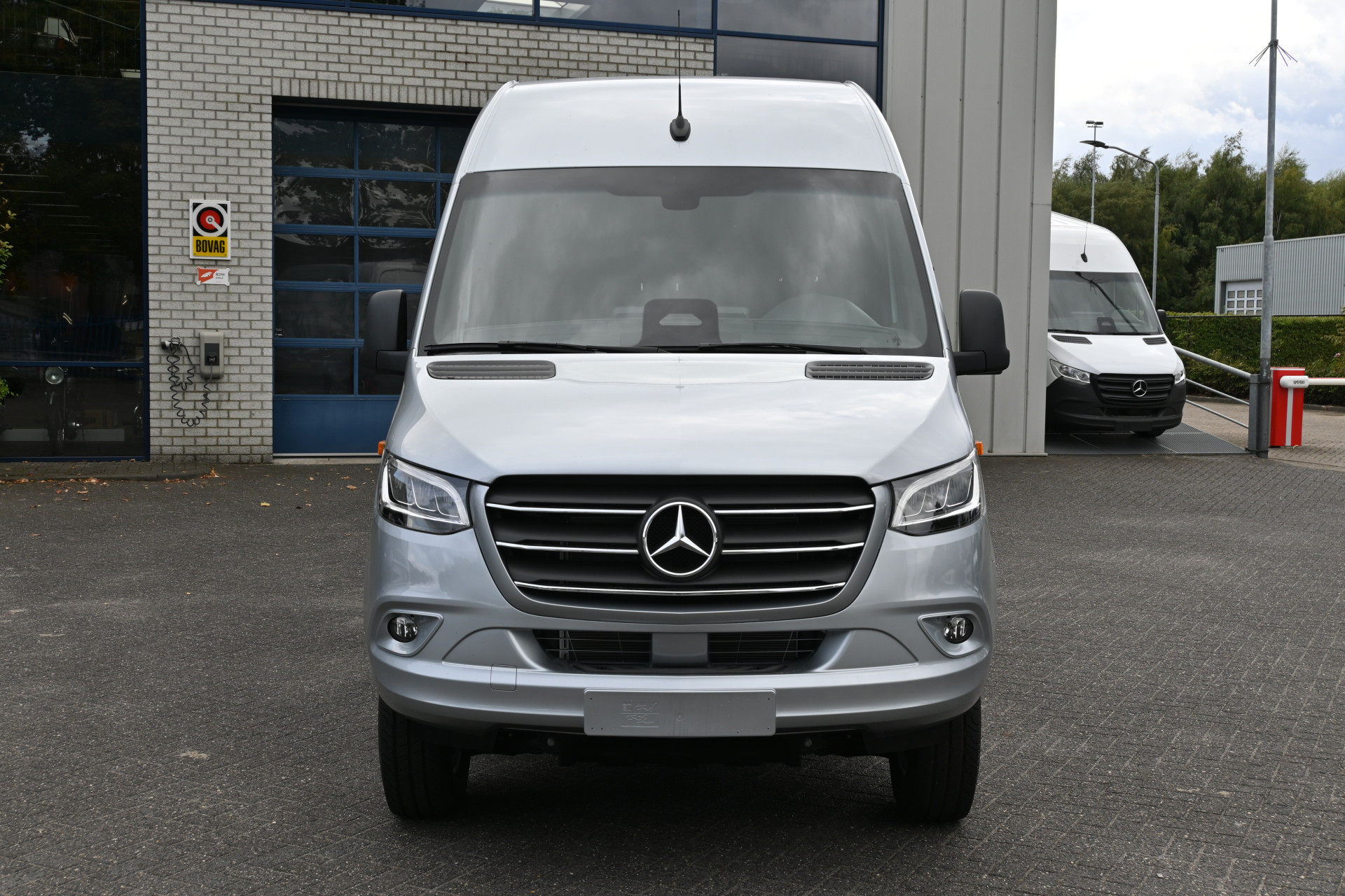 Mercedes-Benz Sprinter 1