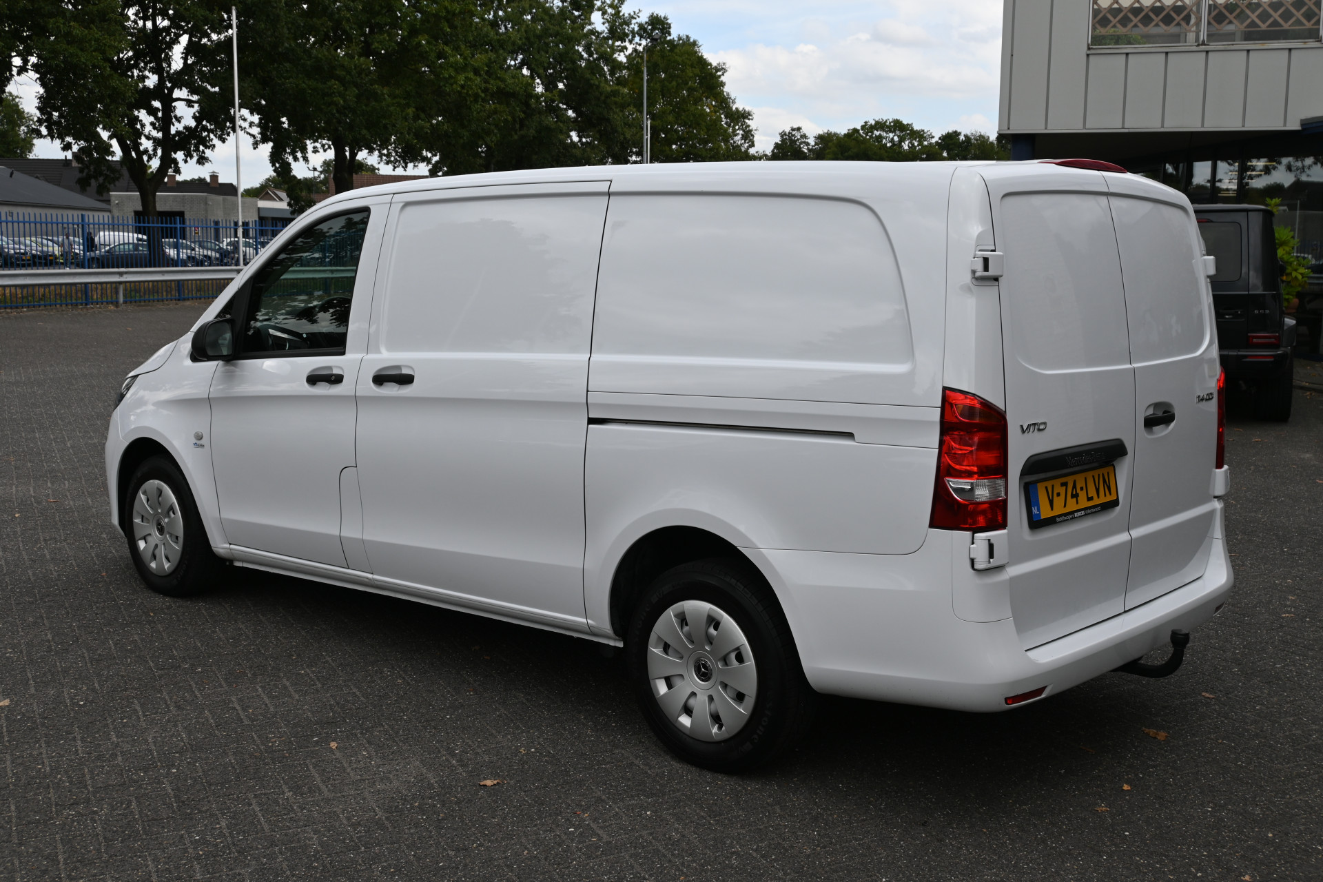 Mercedes-Benz Vito 10
