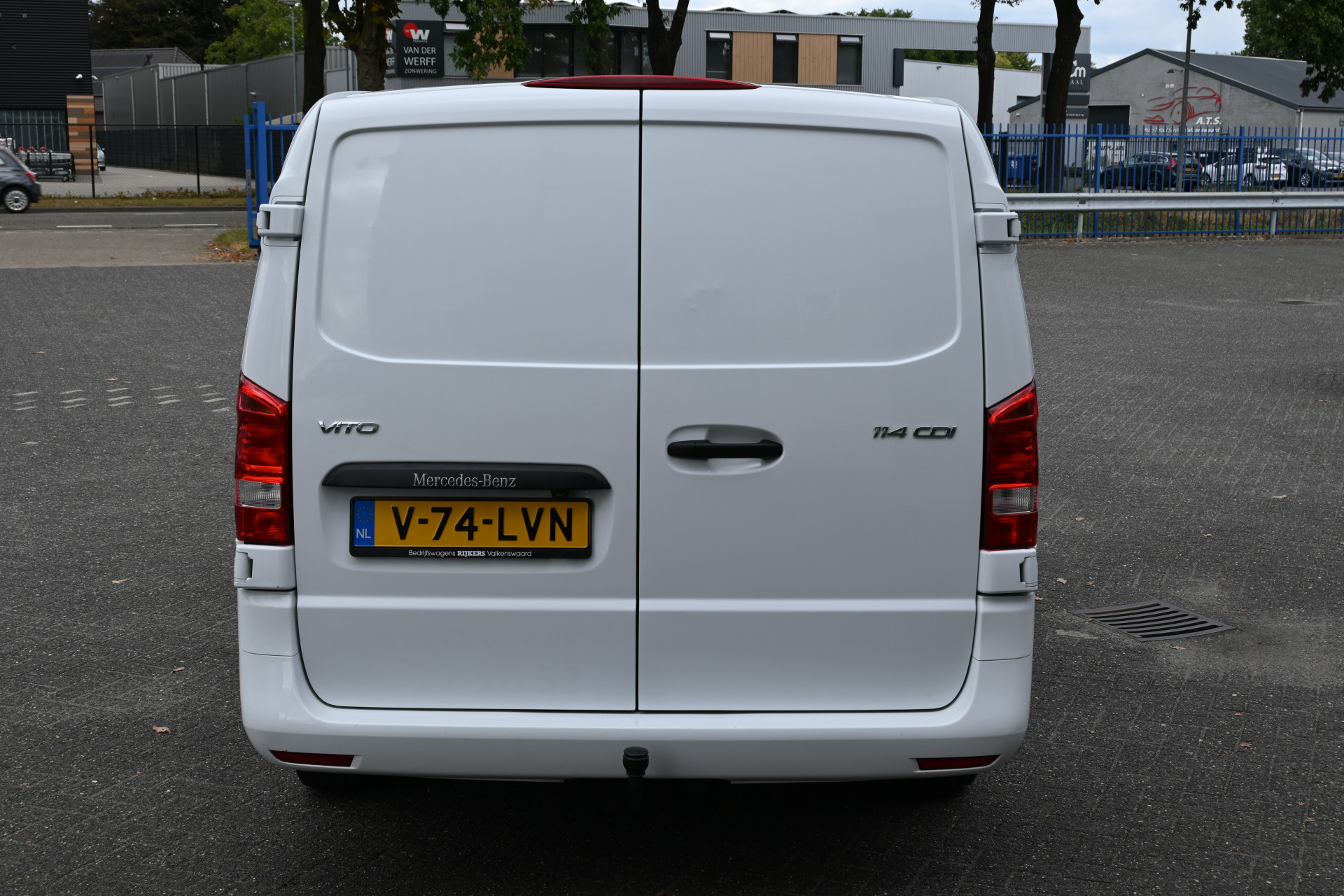 Mercedes-Benz Vito 11