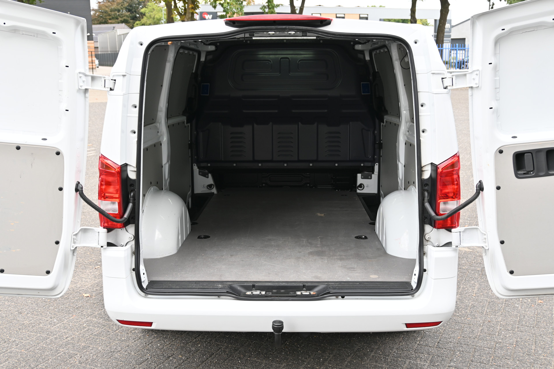 Mercedes-Benz Vito 12