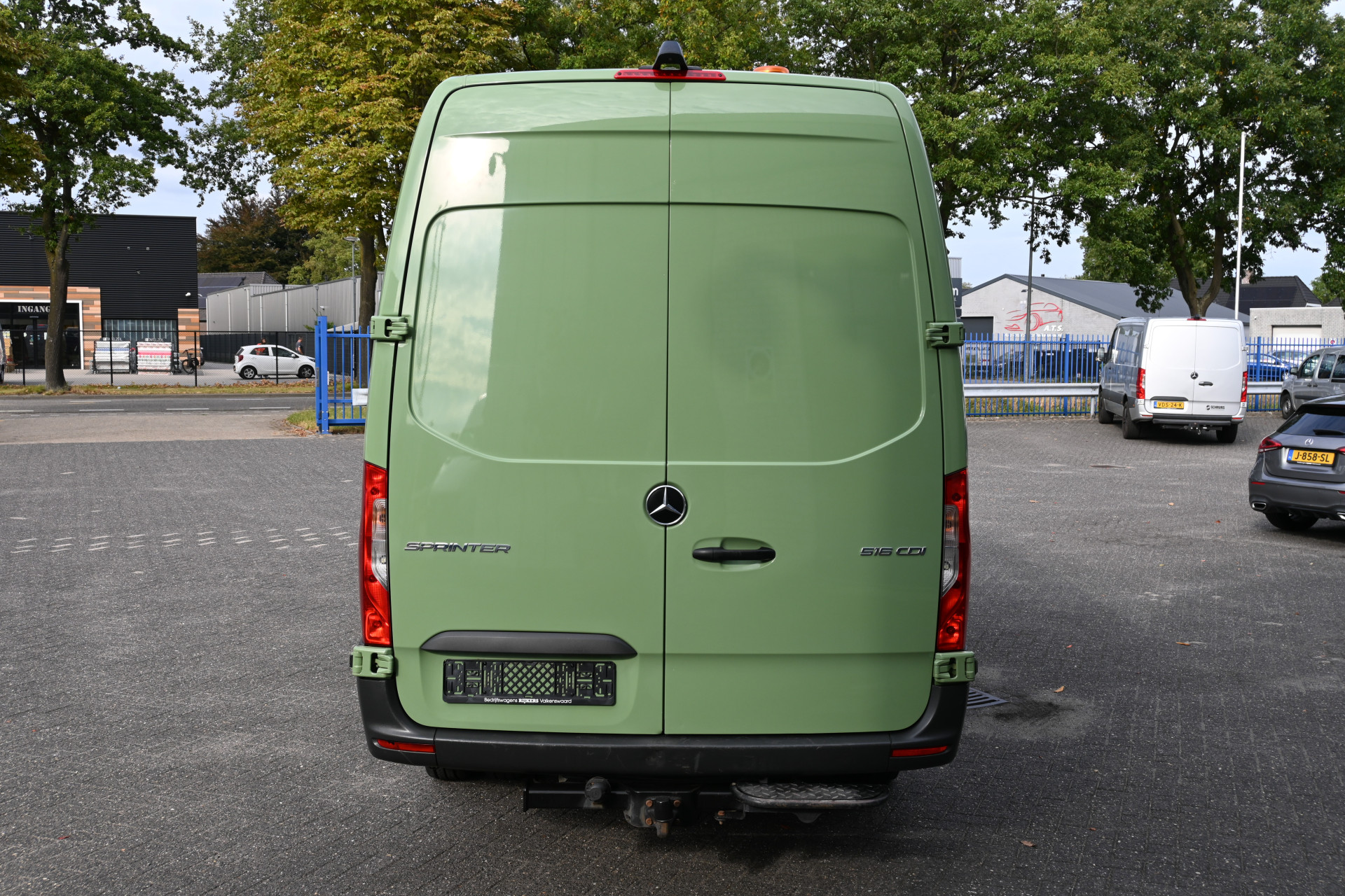 Mercedes-Benz Sprinter 10