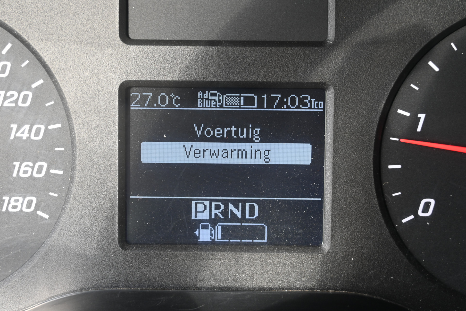 Mercedes-Benz Sprinter 17