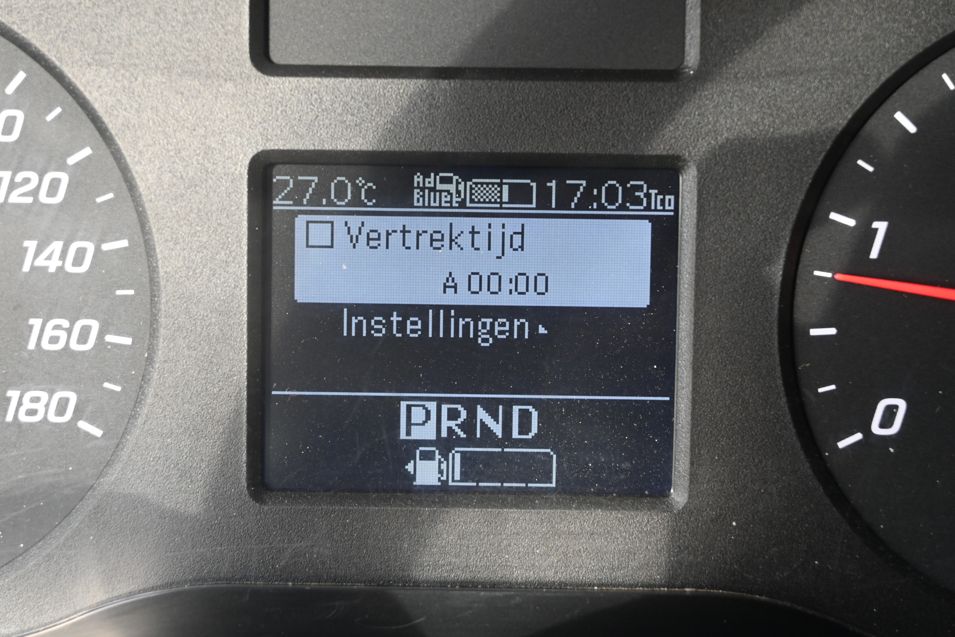 Mercedes-Benz Sprinter 18