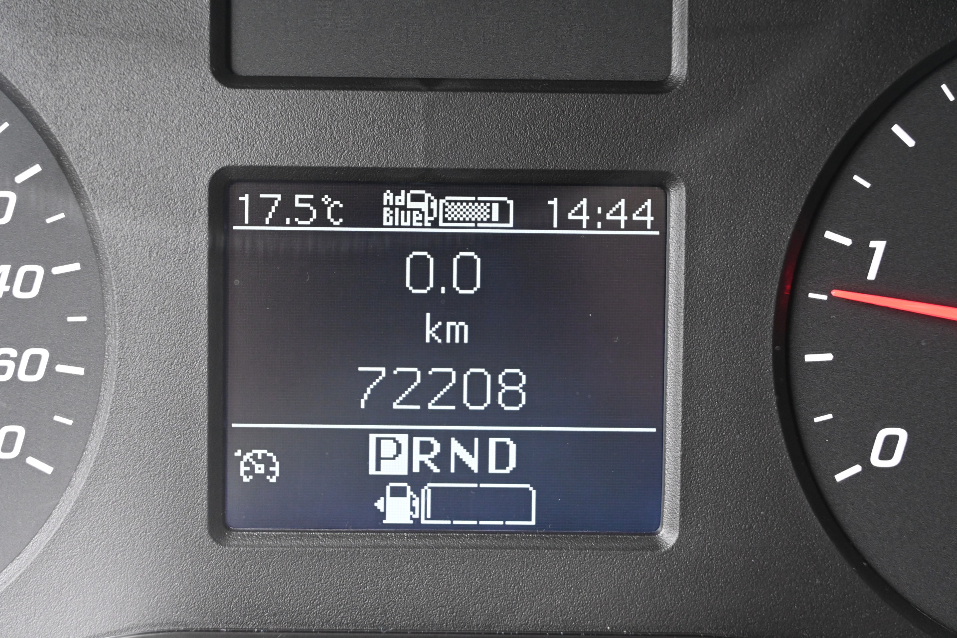 Mercedes-Benz Sprinter 17