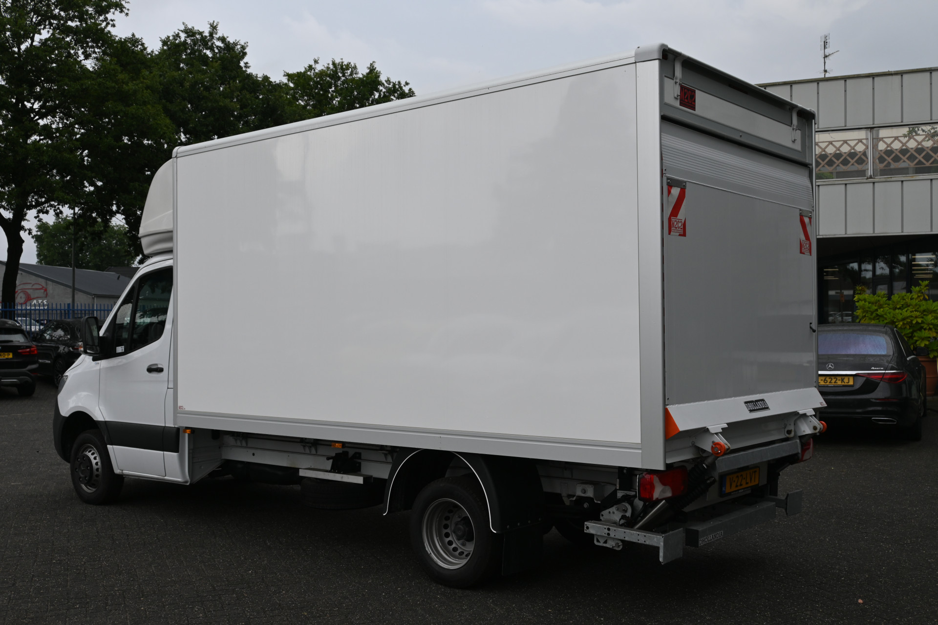 Mercedes-Benz Sprinter 13