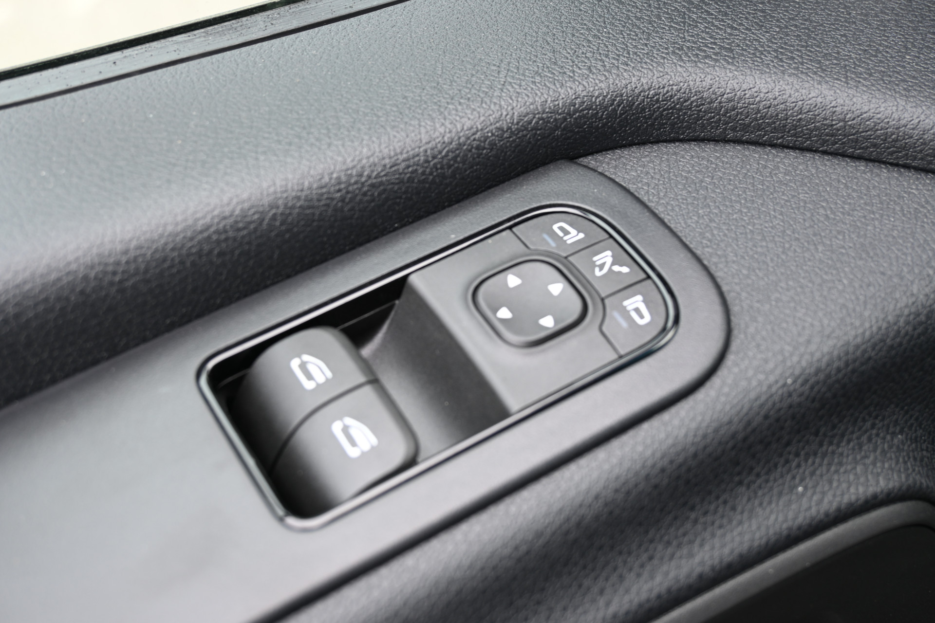 Mercedes-Benz Sprinter 13