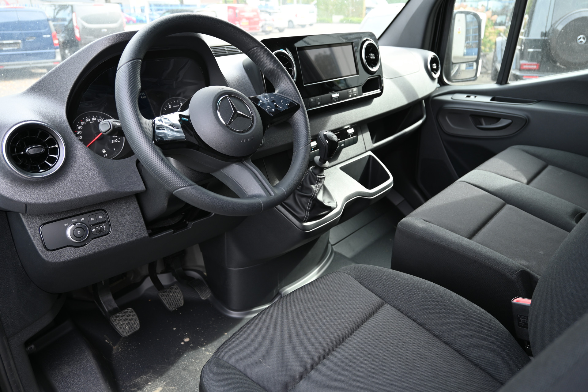 Mercedes-Benz Sprinter 3