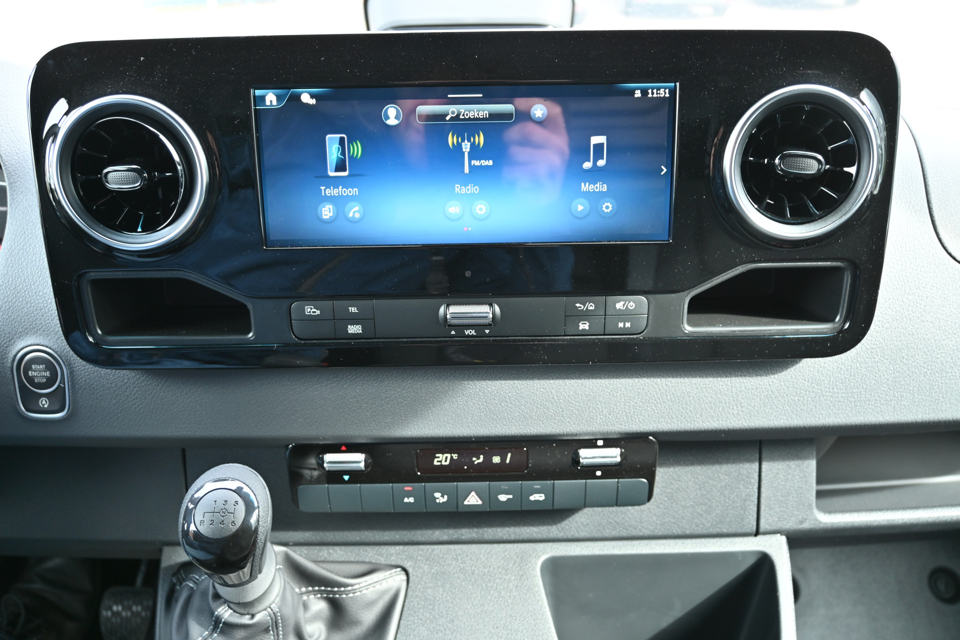 Mercedes-Benz Sprinter 4