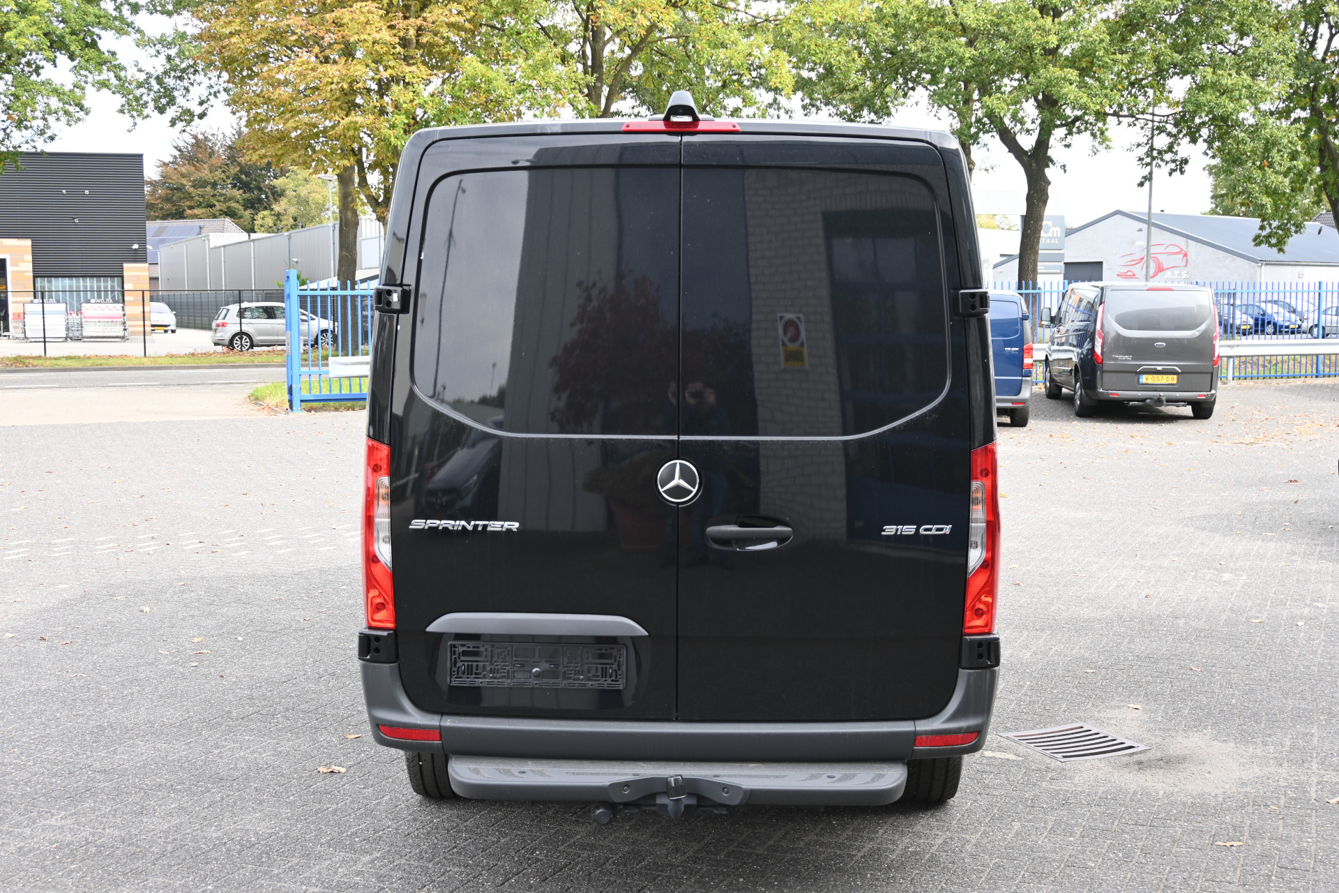 Mercedes-Benz Sprinter 9