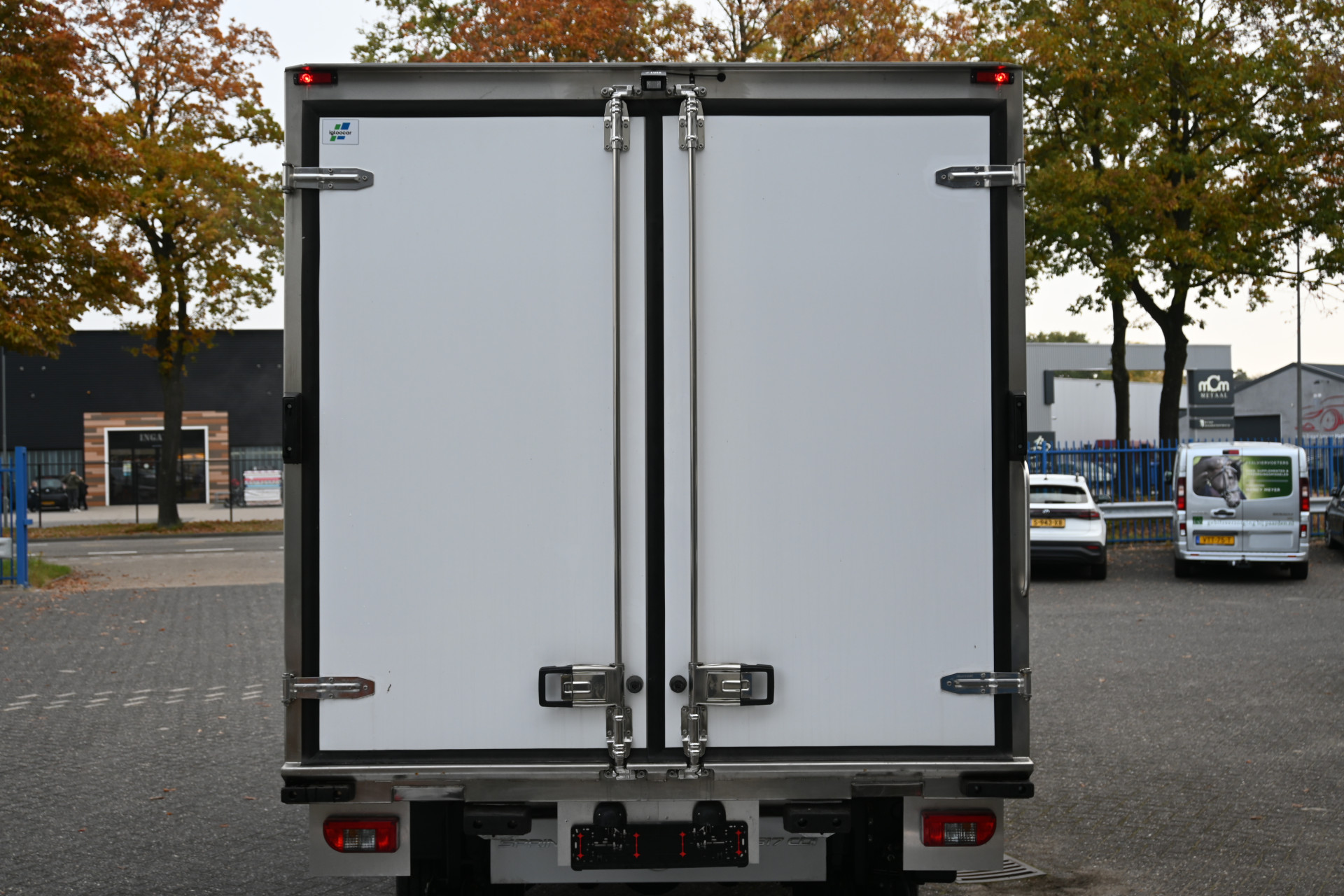 Mercedes-Benz Sprinter 12