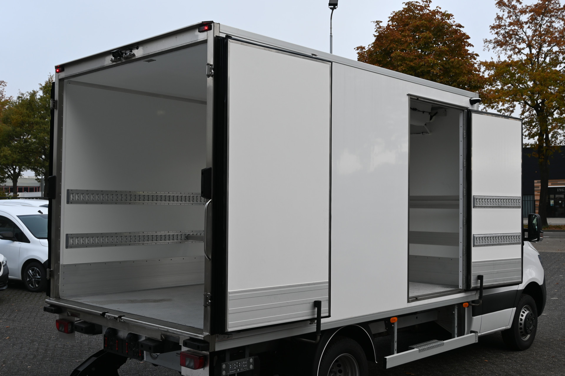 Mercedes-Benz Sprinter 2