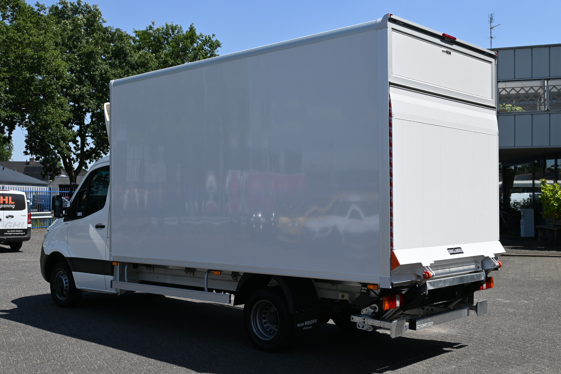Mercedes-Benz Sprinter 12