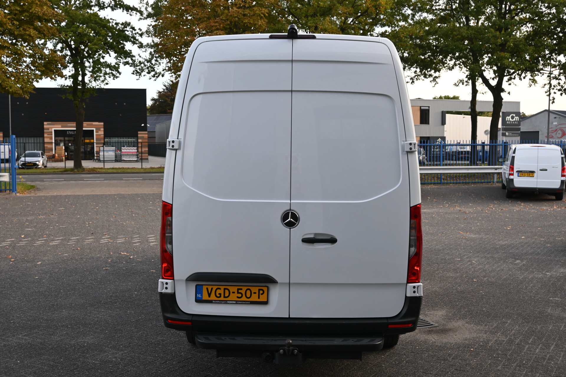 Mercedes-Benz Sprinter 10