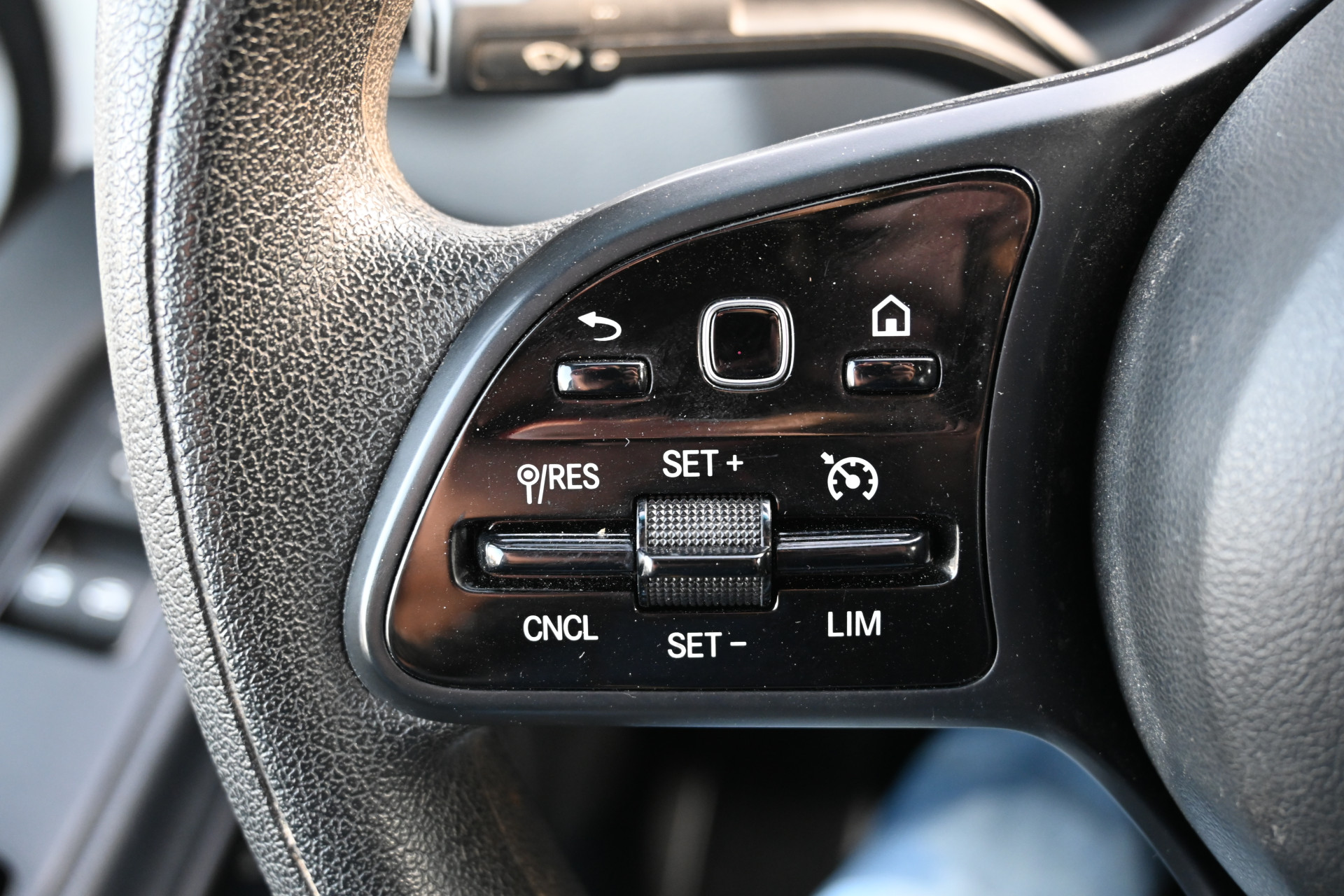 Mercedes-Benz Sprinter 13