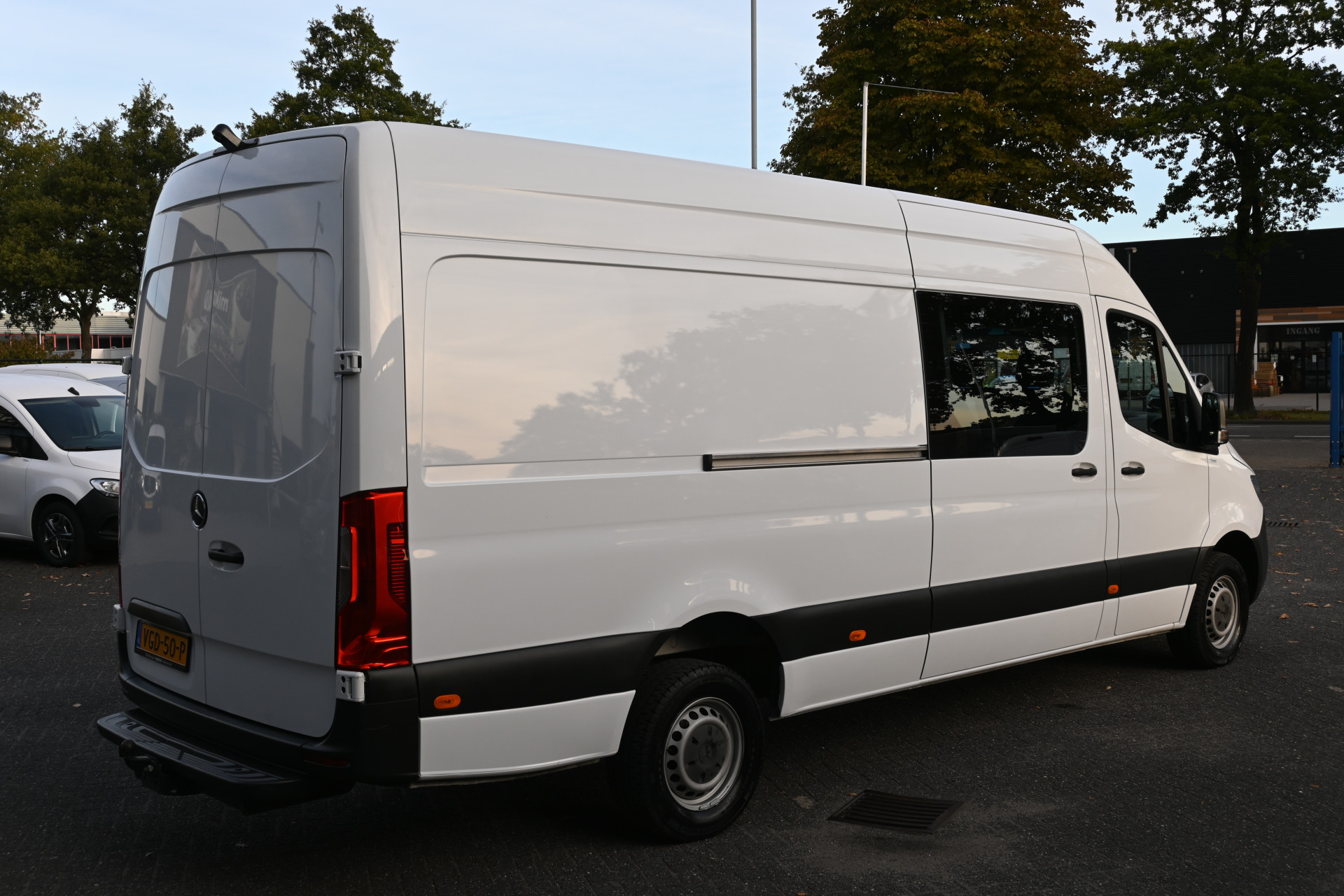 Mercedes-Benz Sprinter 2