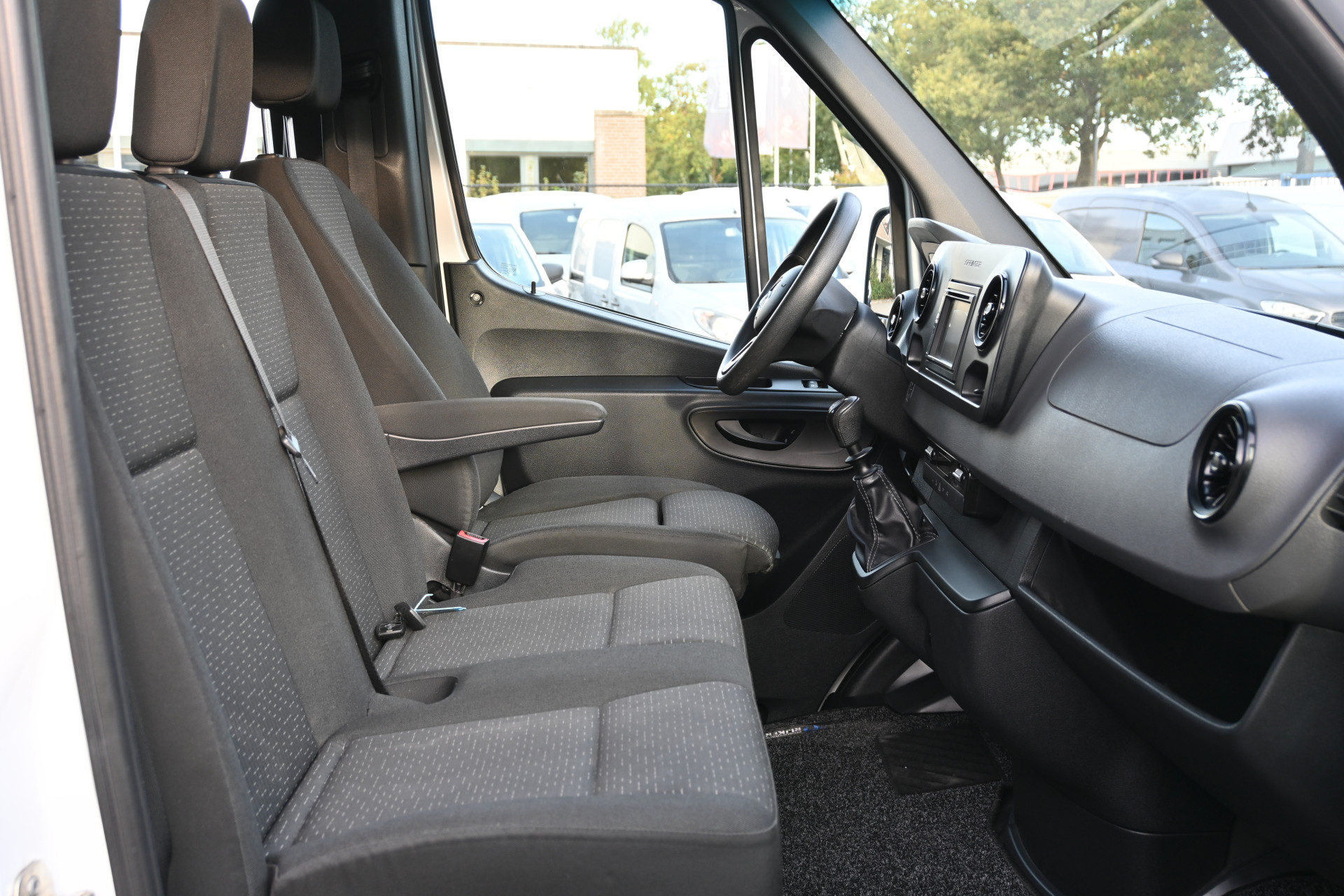 Mercedes-Benz Sprinter 7