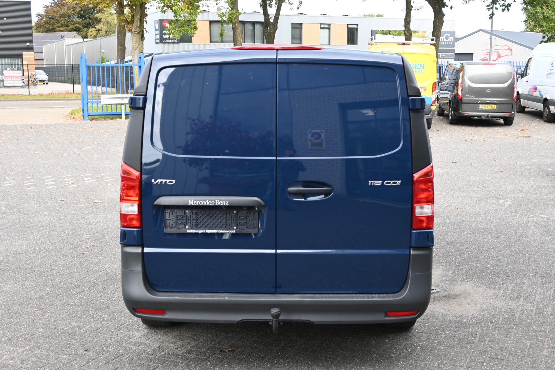 Mercedes-Benz Vito 10