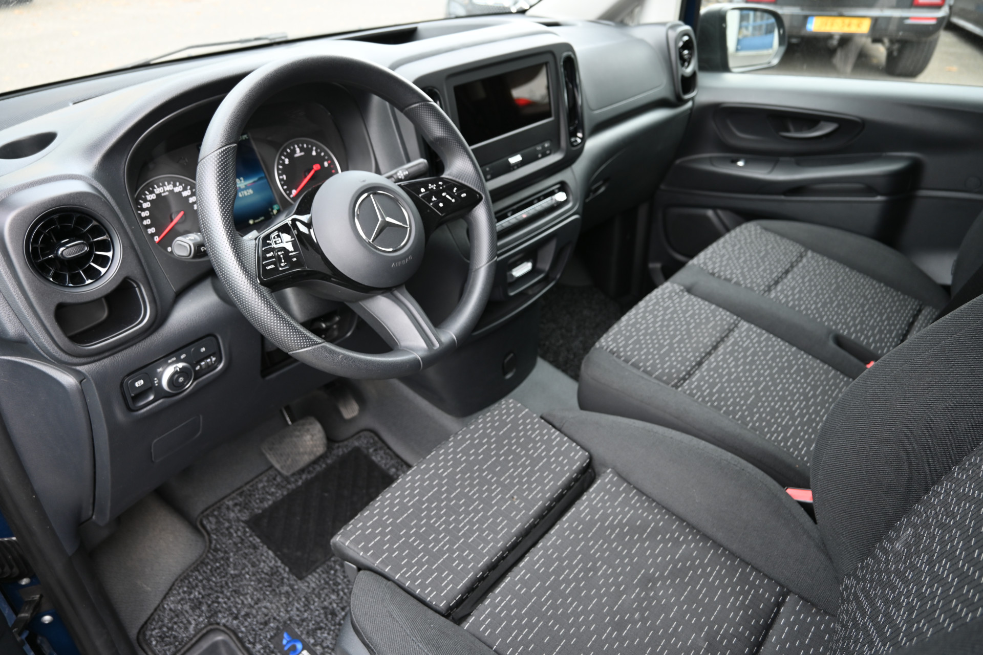 Mercedes-Benz Vito 3