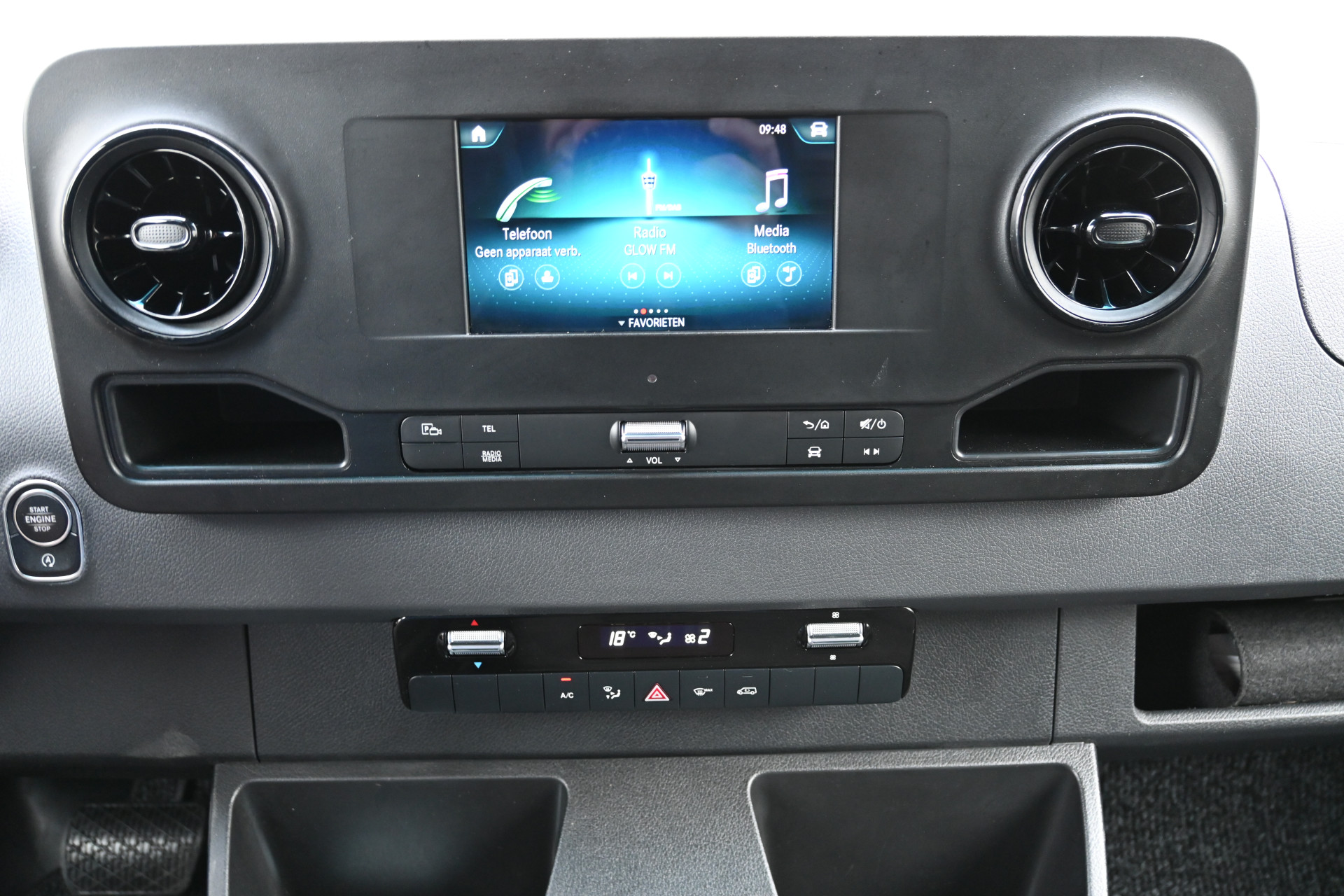 Mercedes-Benz Sprinter 4