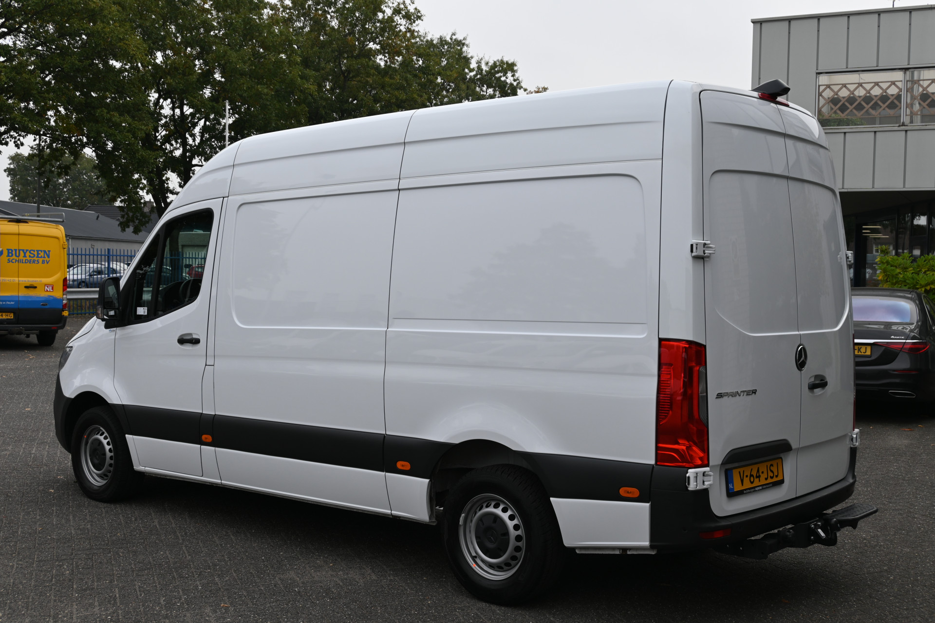 Mercedes-Benz Sprinter 9