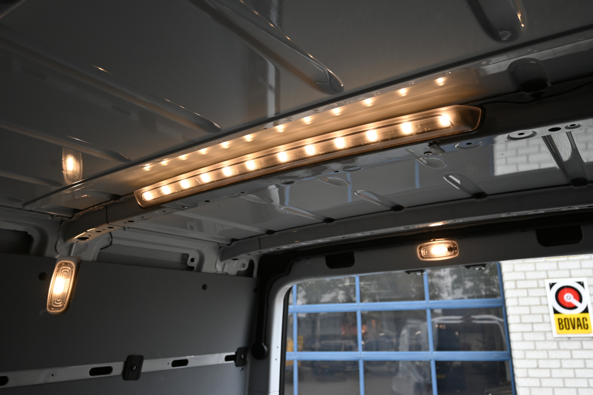 Mercedes-Benz Sprinter 12