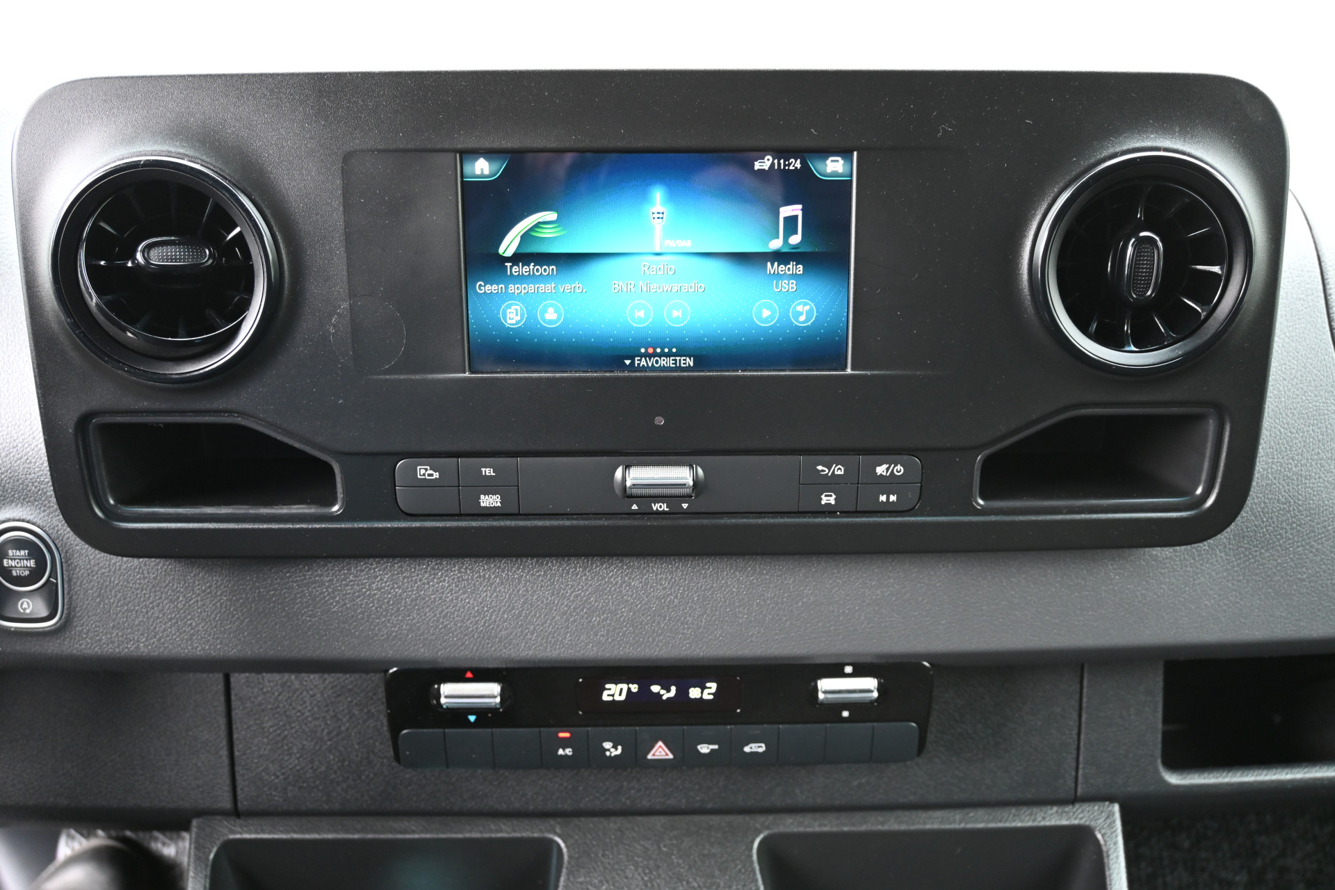 Mercedes-Benz Sprinter 4