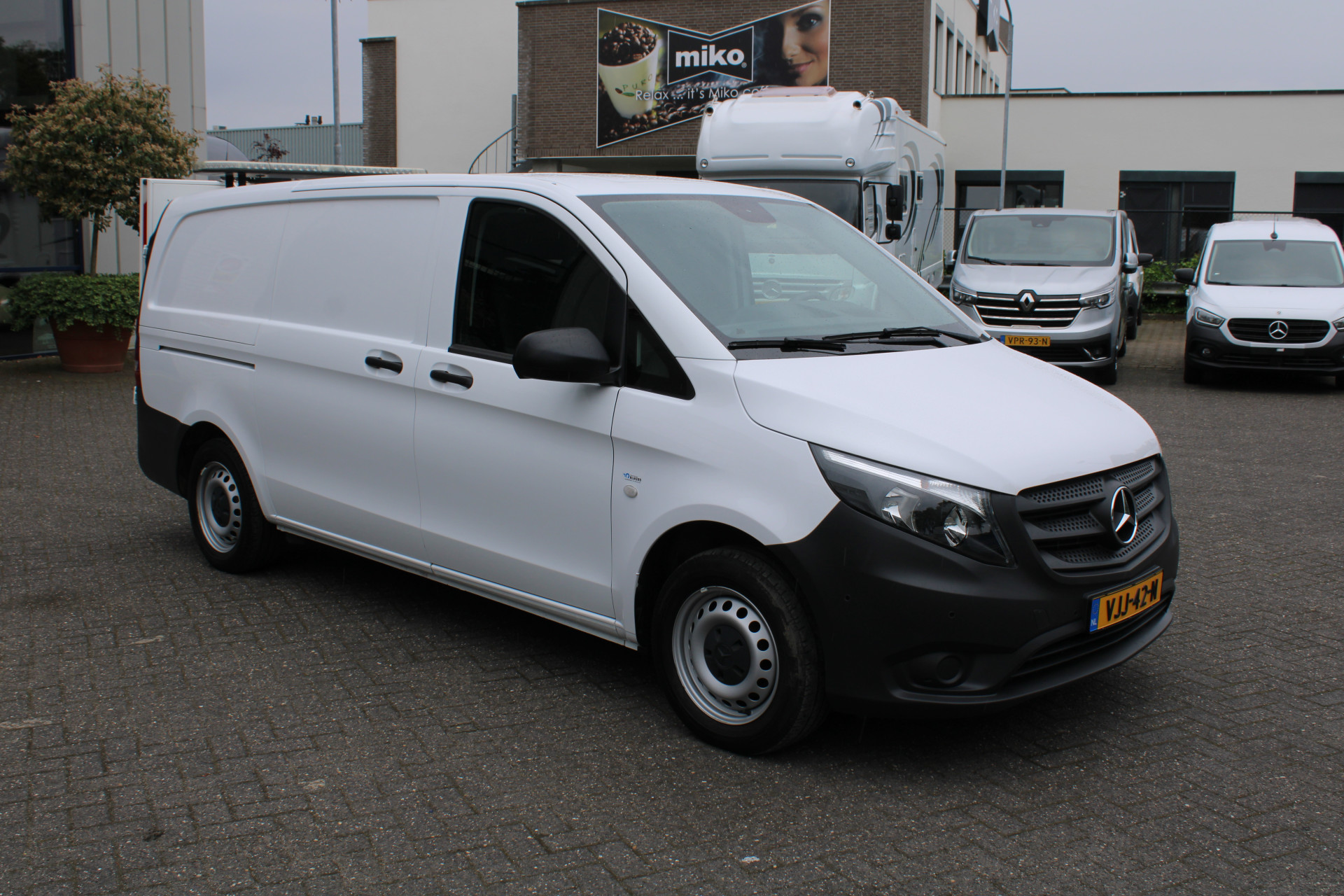 Mercedes-Benz Vito 1