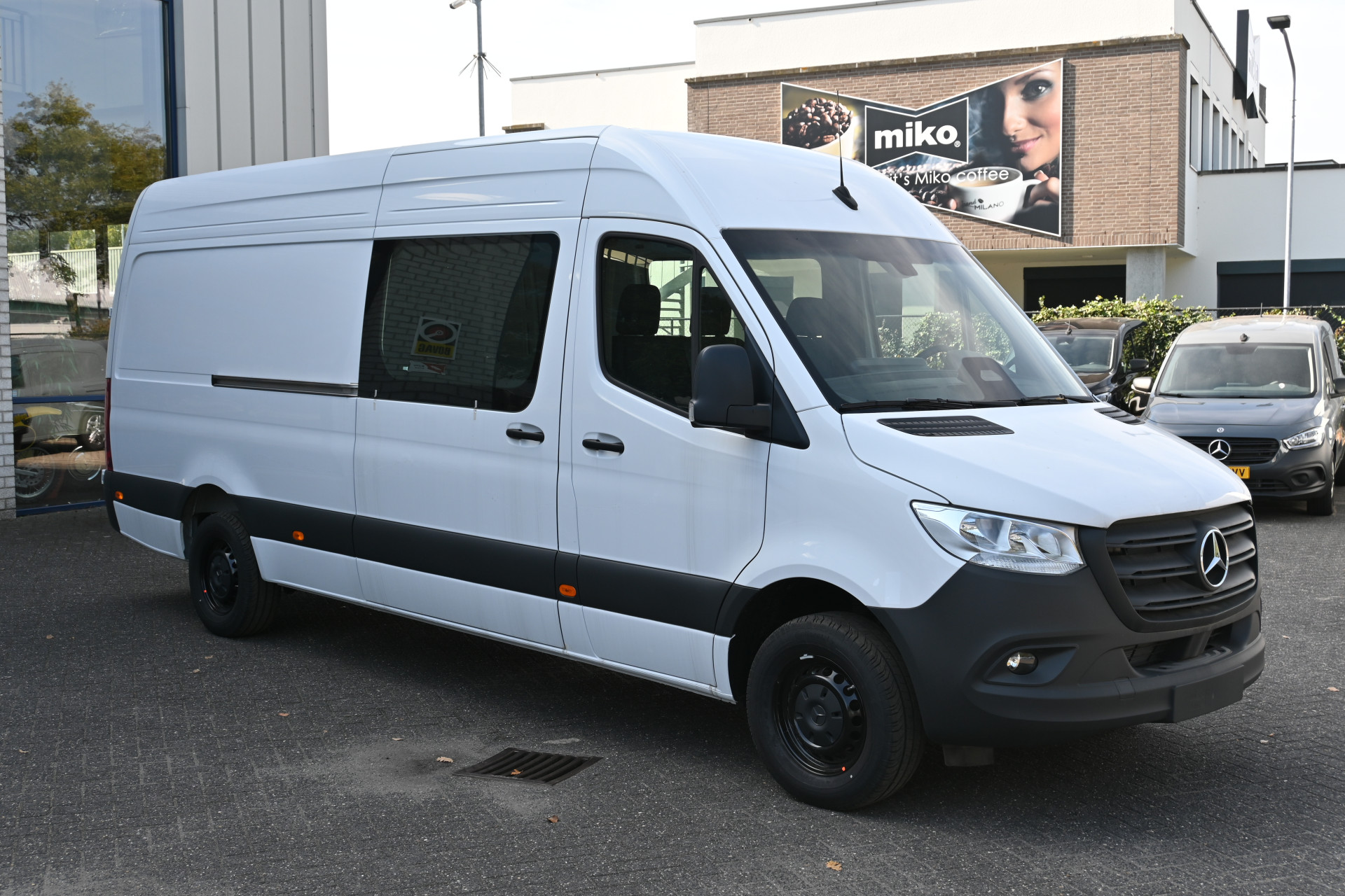 Mercedes-Benz Sprinter 2