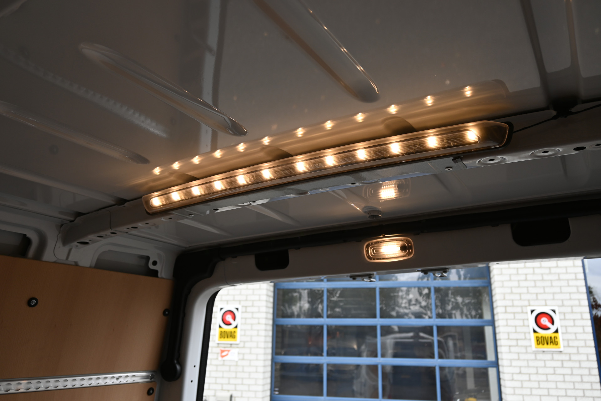 Mercedes-Benz Sprinter 12