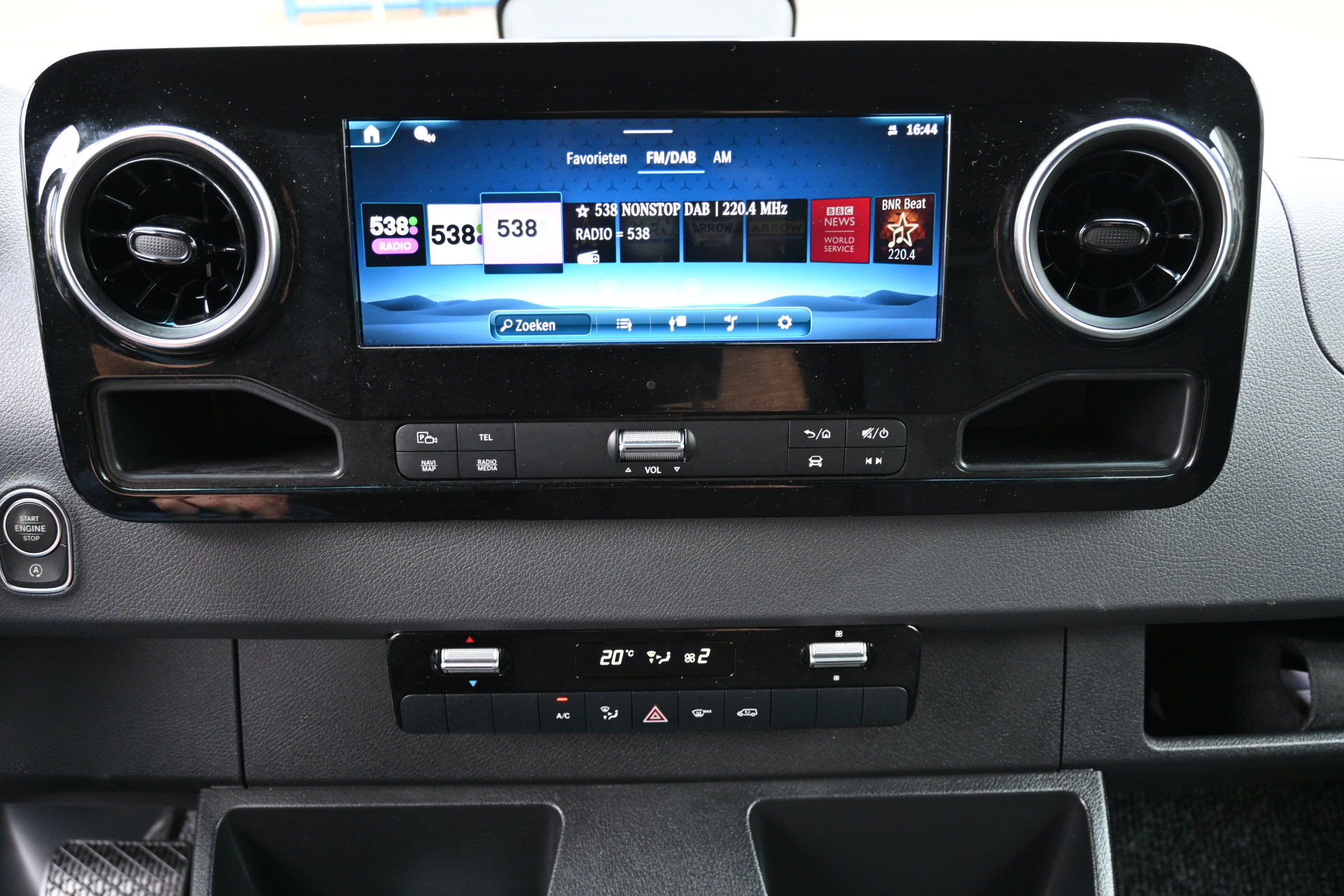 Mercedes-Benz Sprinter 3