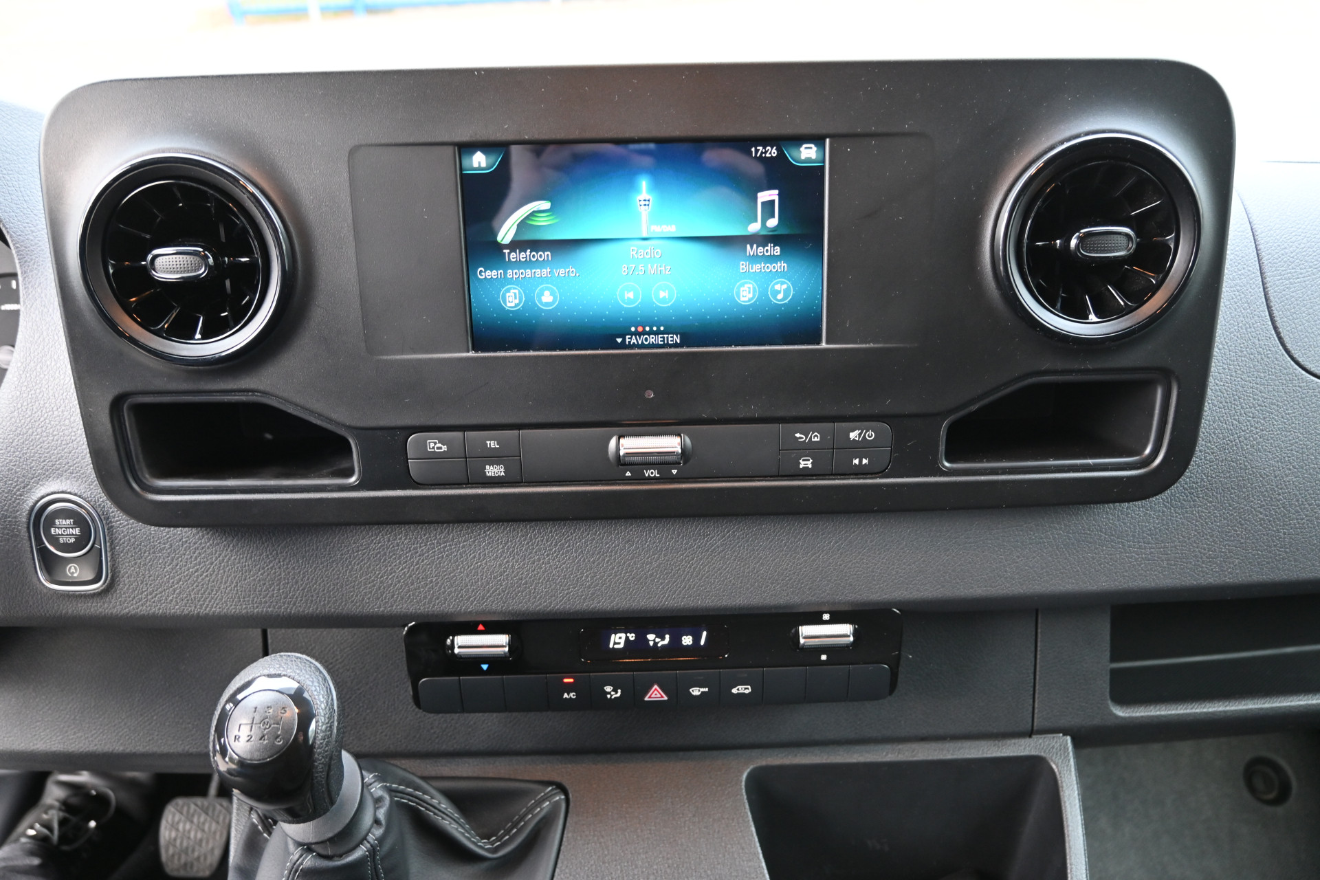 Mercedes-Benz Sprinter 5