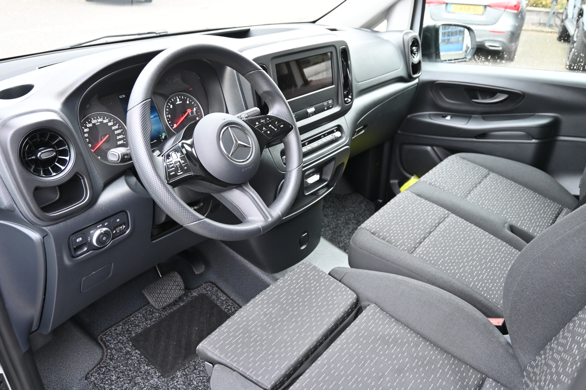 Mercedes-Benz Vito 3