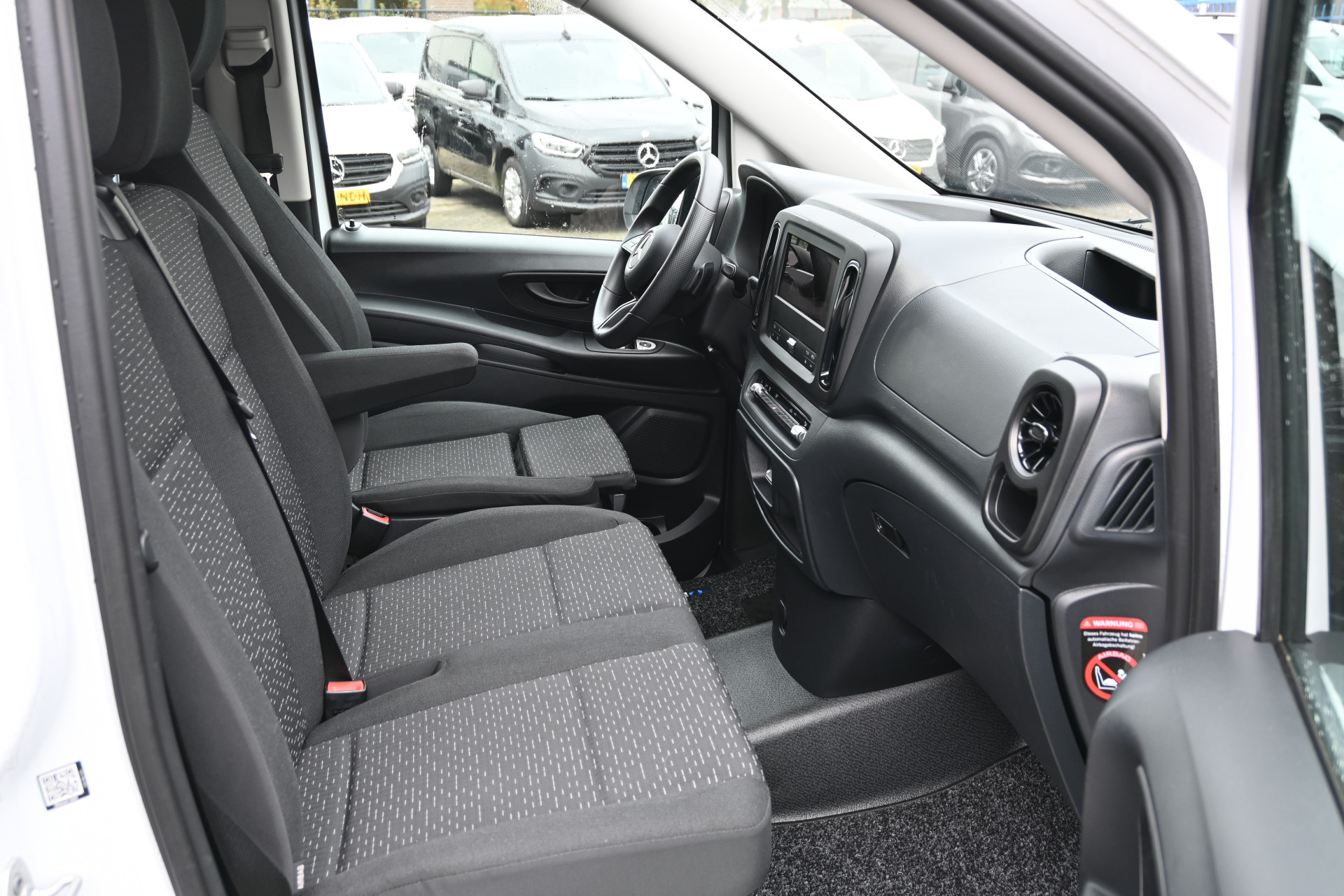 Mercedes-Benz Vito 7