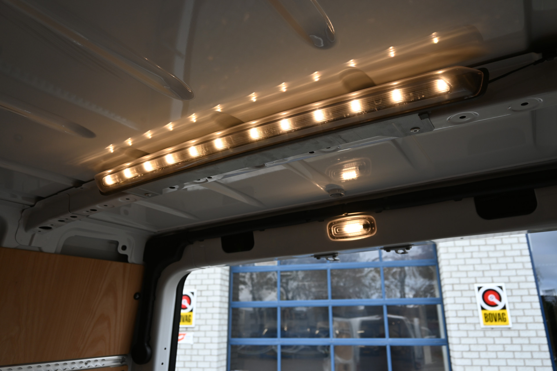 Mercedes-Benz Sprinter 14