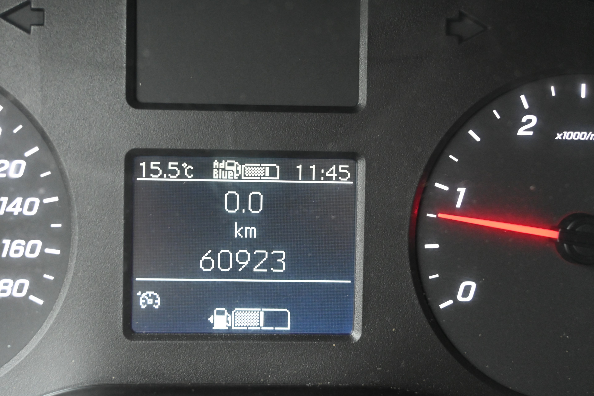 Mercedes-Benz Sprinter 19