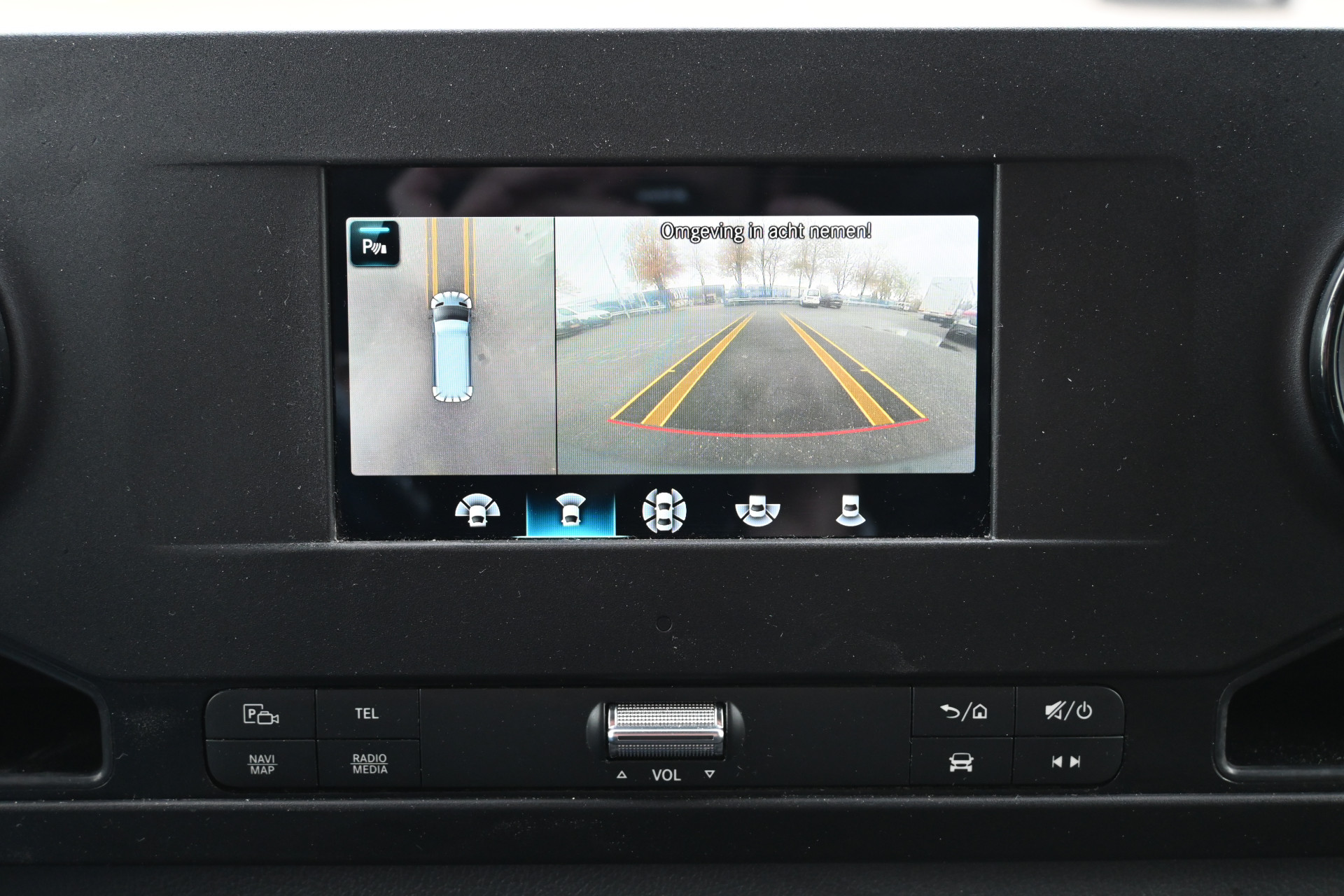 Mercedes-Benz Sprinter 4