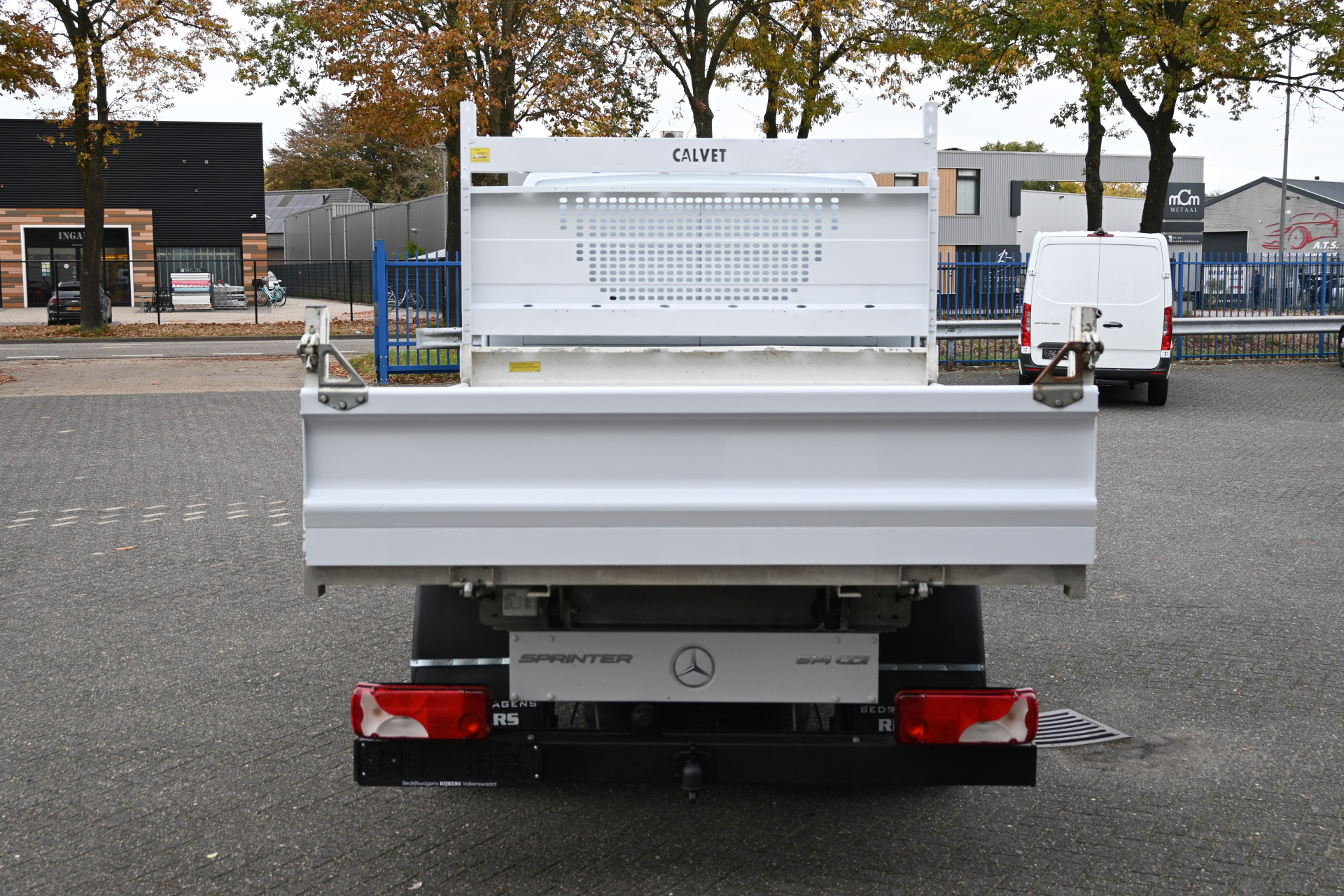 Mercedes-Benz Sprinter 10