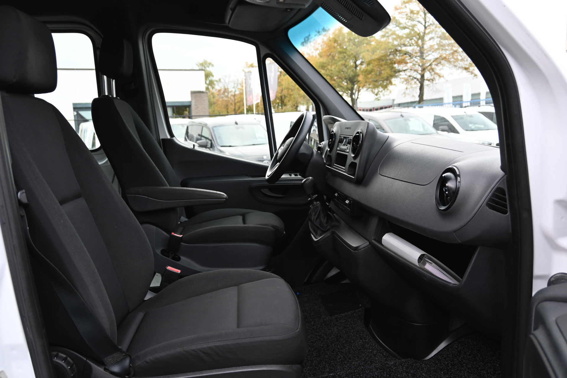 Mercedes-Benz Sprinter 7