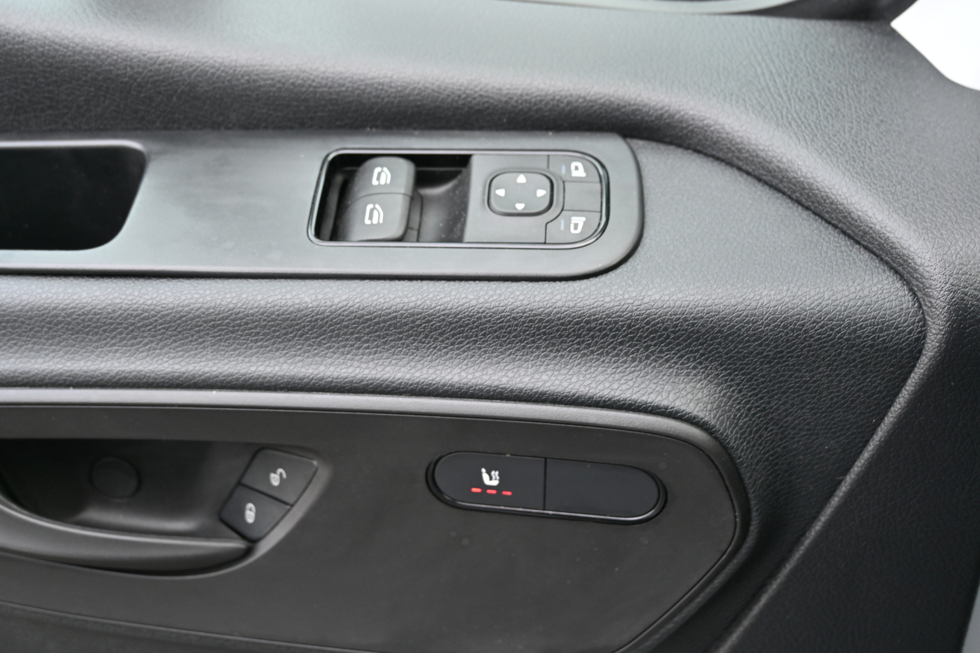 Mercedes-Benz Sprinter 17