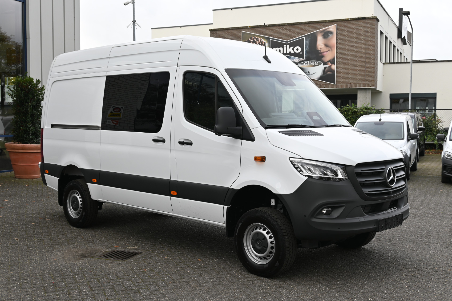 Mercedes-Benz Sprinter 9