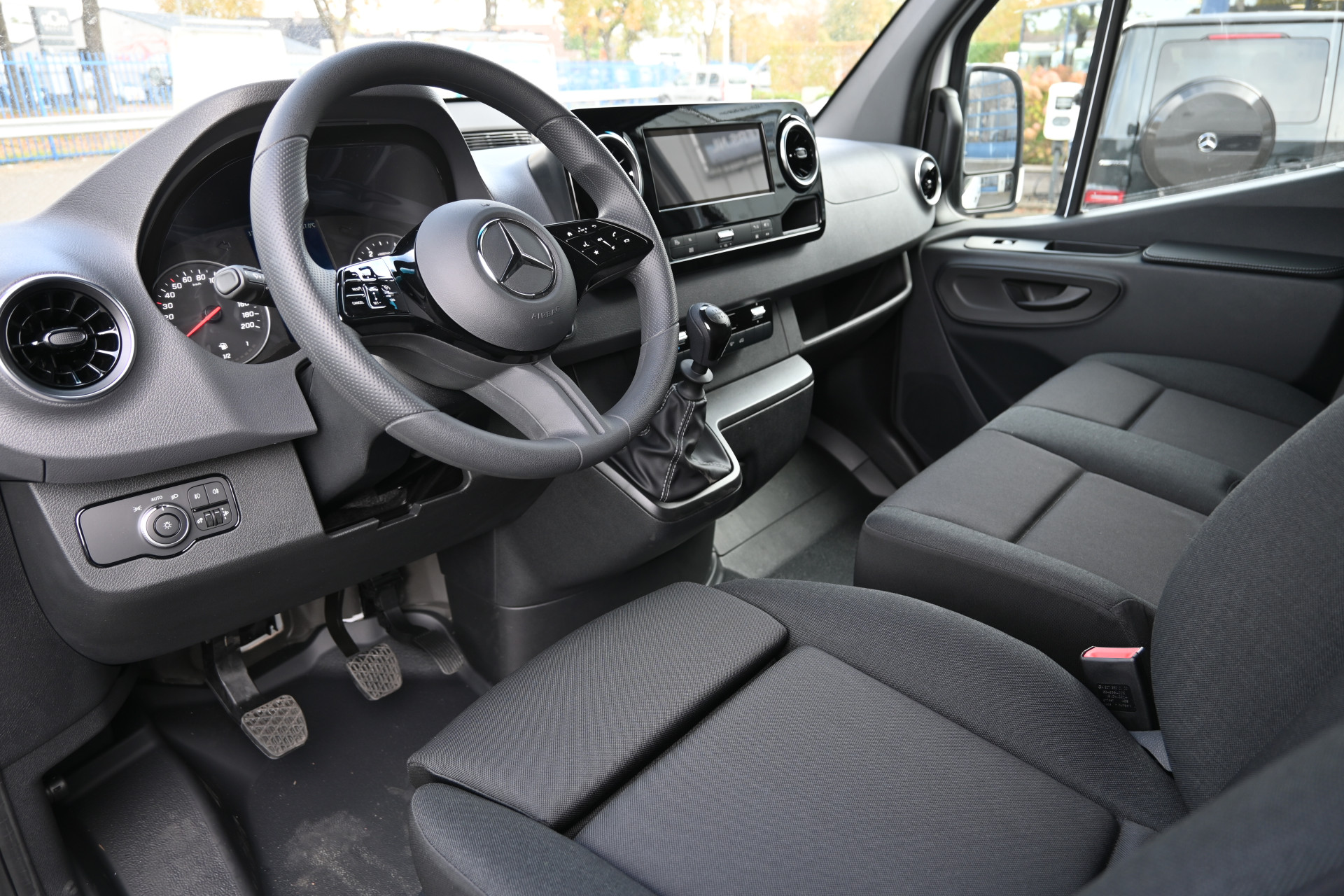 Mercedes-Benz Sprinter 3