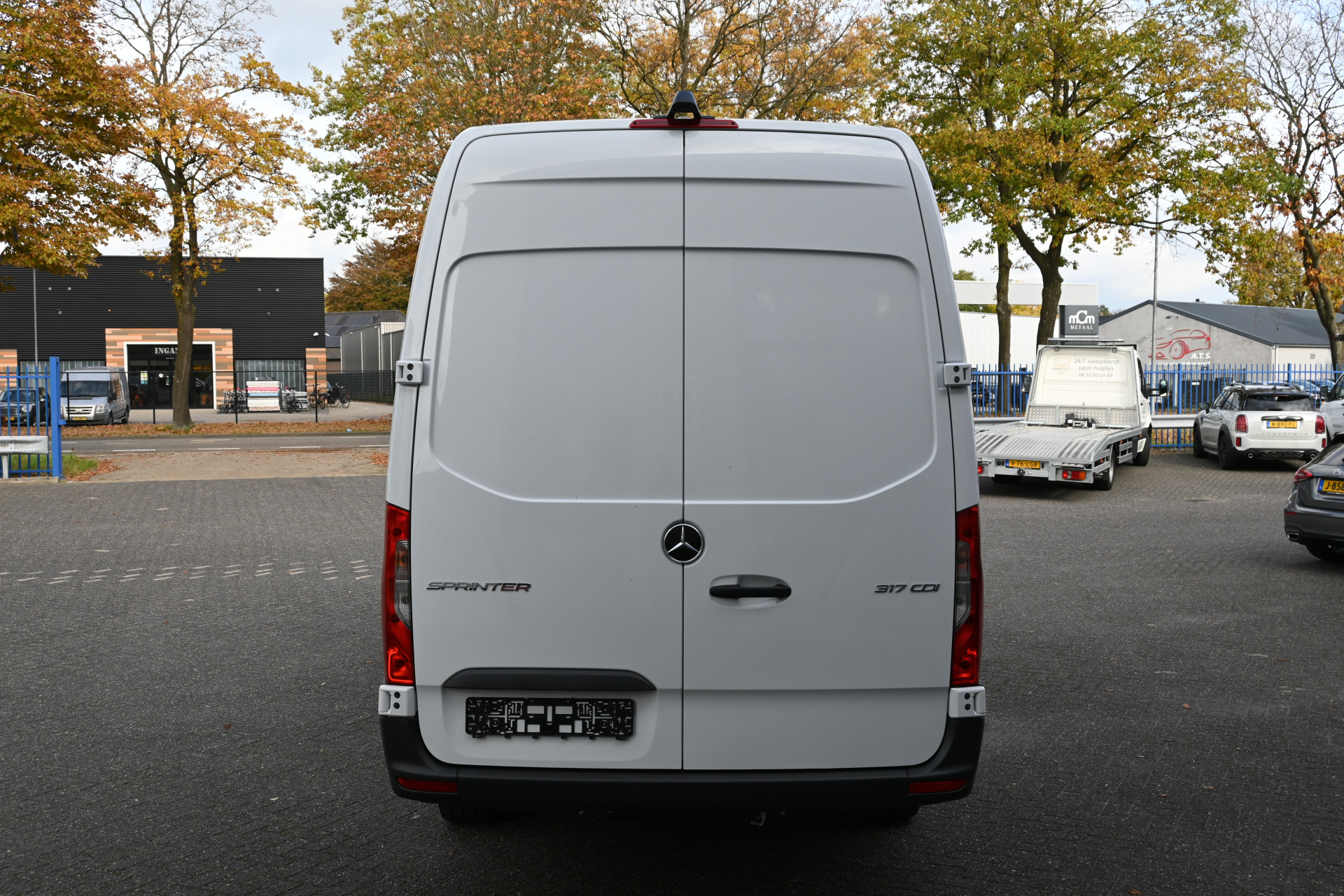 Mercedes-Benz Sprinter 9