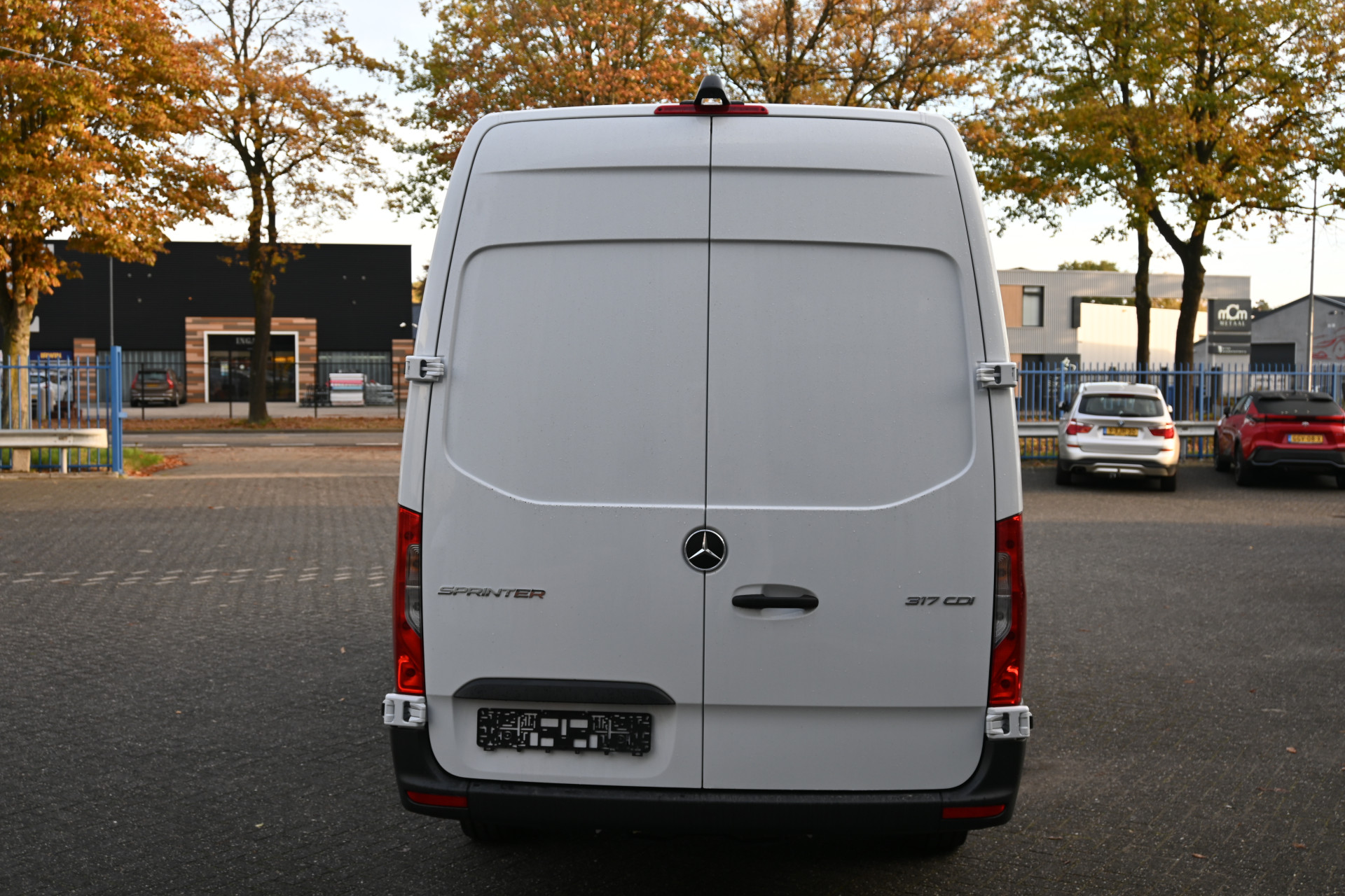 Mercedes-Benz Sprinter 9