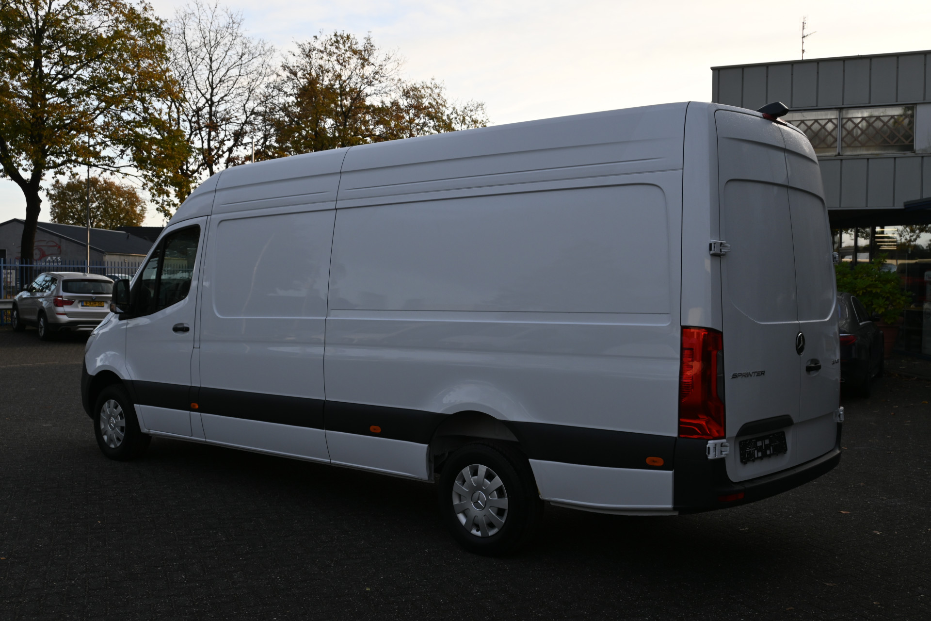 Mercedes-Benz Sprinter 8