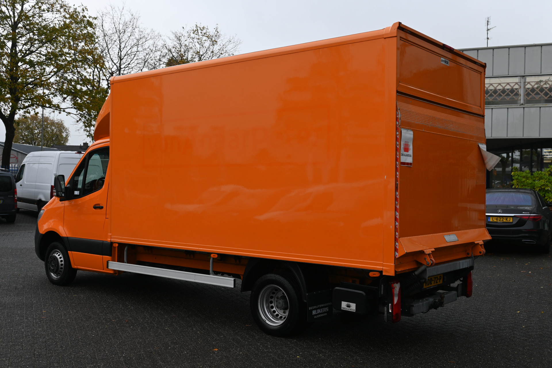 Mercedes-Benz Sprinter 10