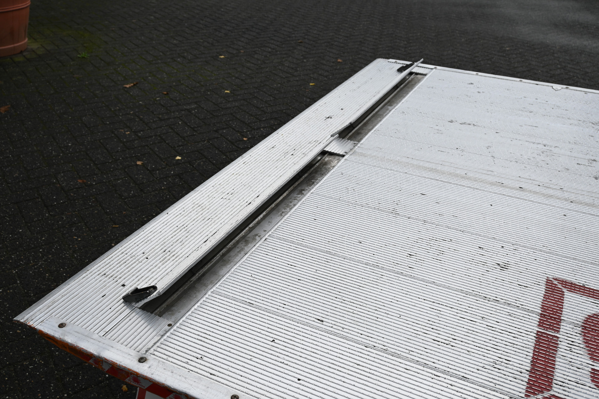 Mercedes-Benz Sprinter 13